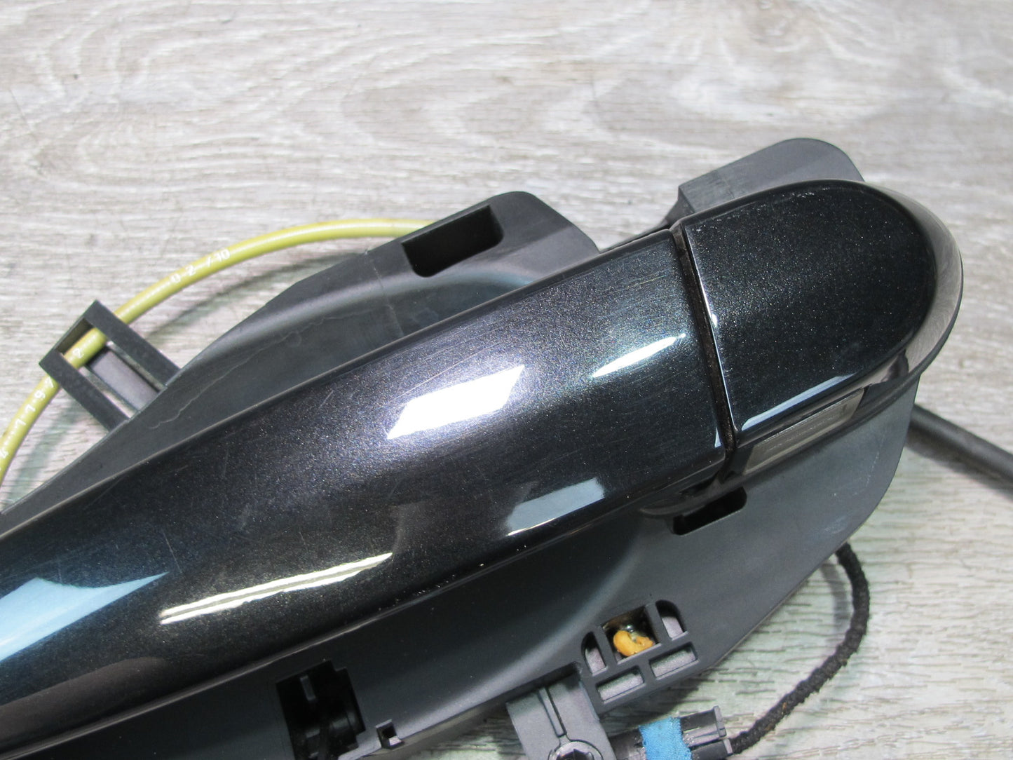 2008-2014 BMW E71 E72 X6 Rear Left Door Exterior Handle w Keyless Entry