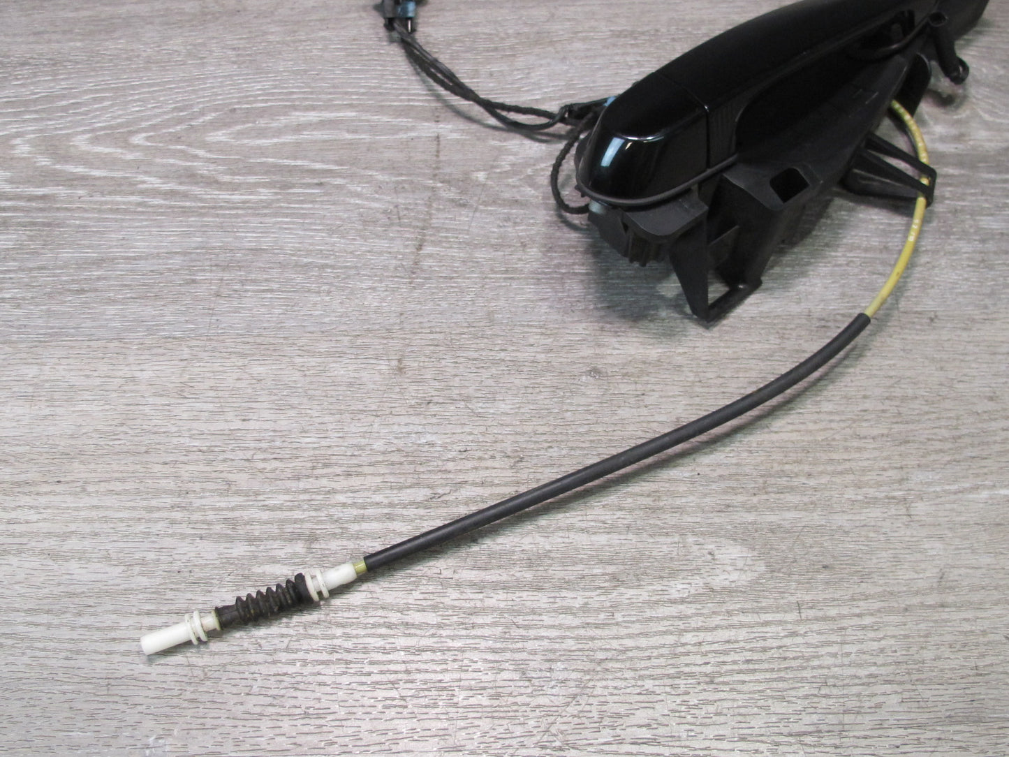 2008-2014 BMW E71 E72 X6 Rear Left Door Exterior Handle w Keyless Entry