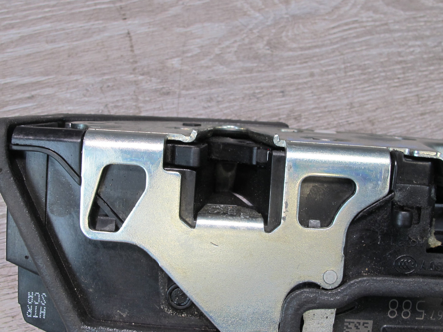 2008-2014 BMW E71 E72 X6 Rear Right Door Lock Latch Actuator w Soft Close