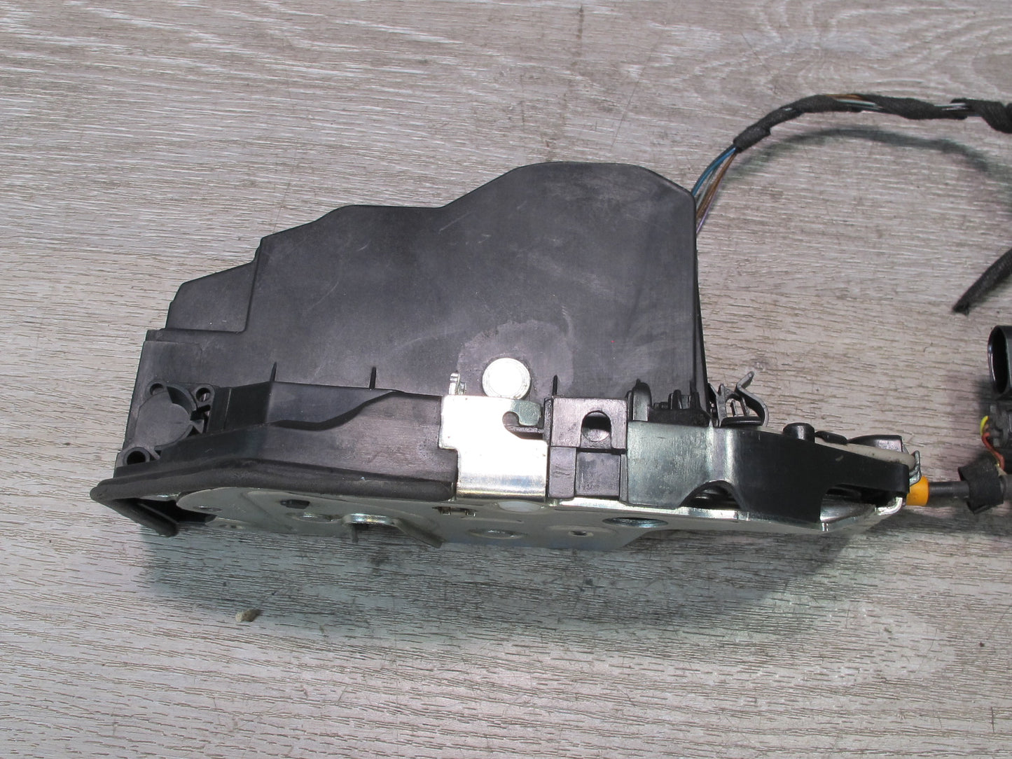 2008-2014 BMW E71 E72 X6 Rear Right Door Lock Latch Actuator w Soft Close