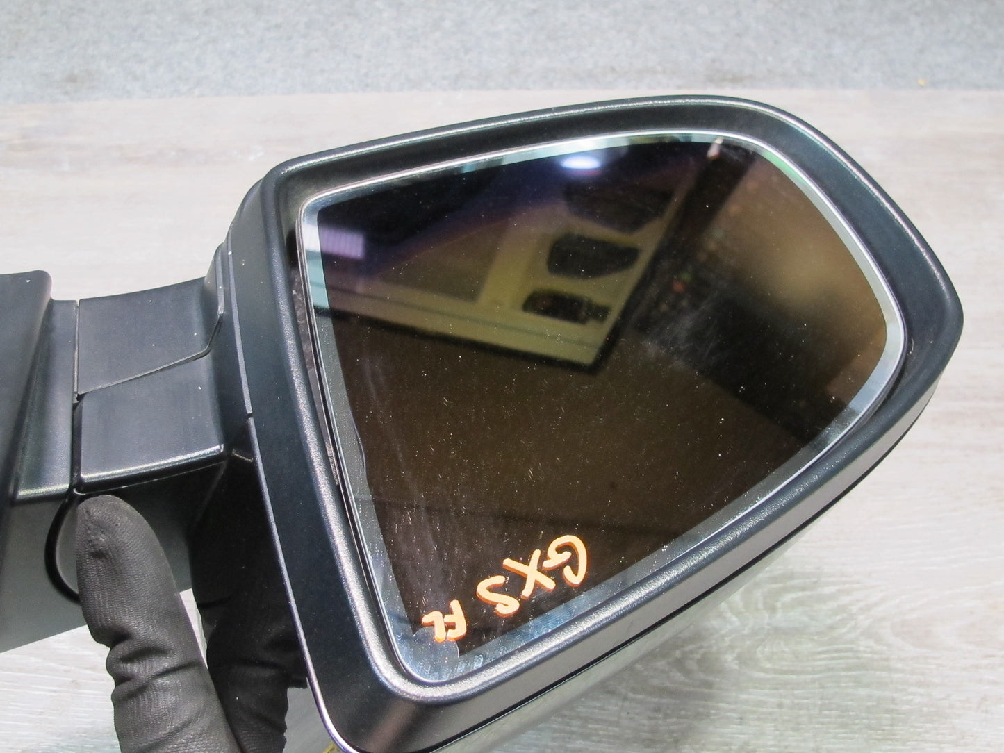 2008-2014 BMW E71 E72 X6 Left Exterior Side View Mirror Glass Discoloration