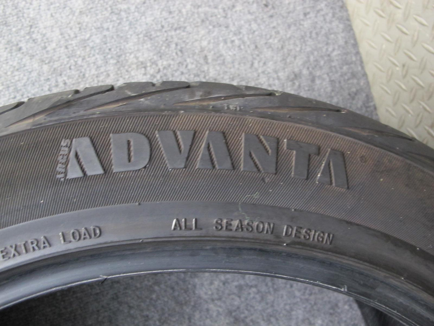 Set of 2 Advanta HPZ-01 A/S Tire 255/45 ZR20 105W 3622 7/32 Tread