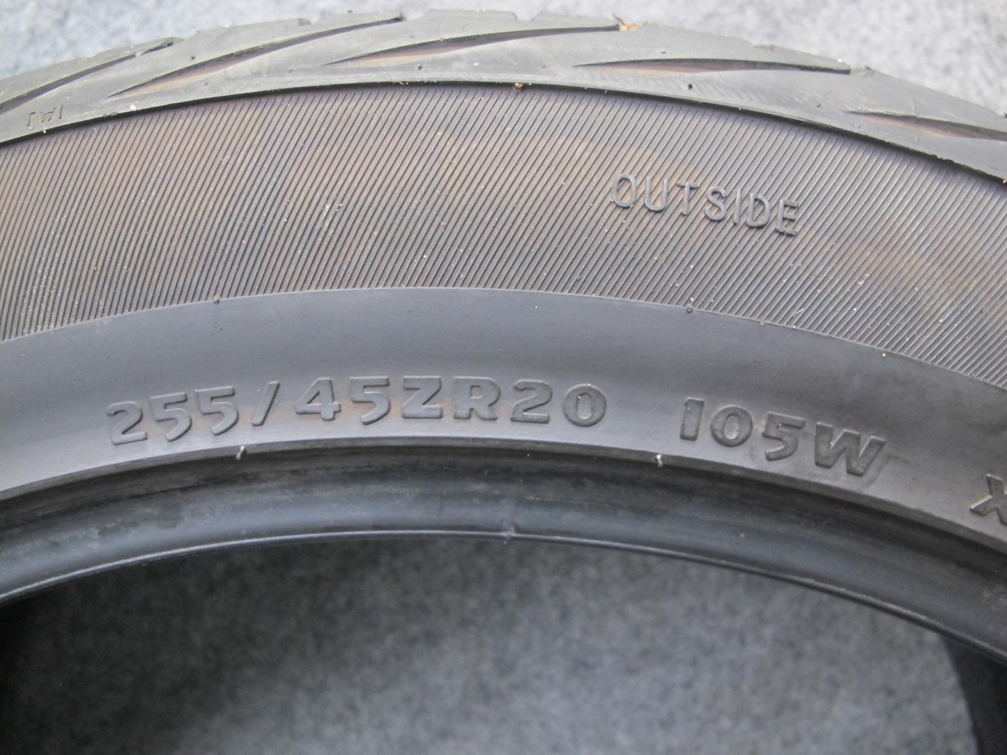 Set of 2 Advanta HPZ-01 A/S Tire 255/45 ZR20 105W 3622 7/32 Tread
