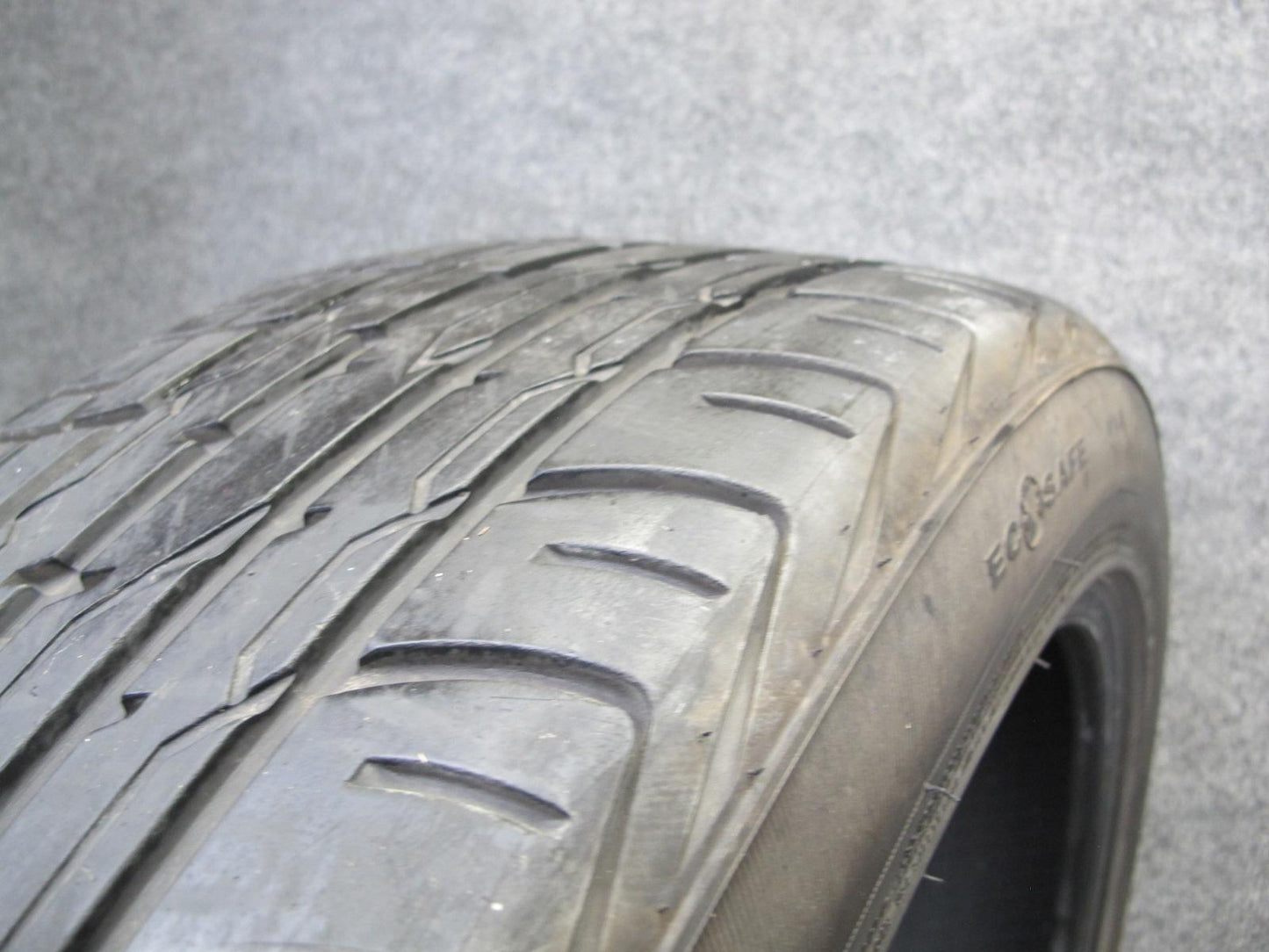 Set of 2 Advanta HPZ-01 A/S Tire 255/45 ZR20 105W 3622 7/32 Tread