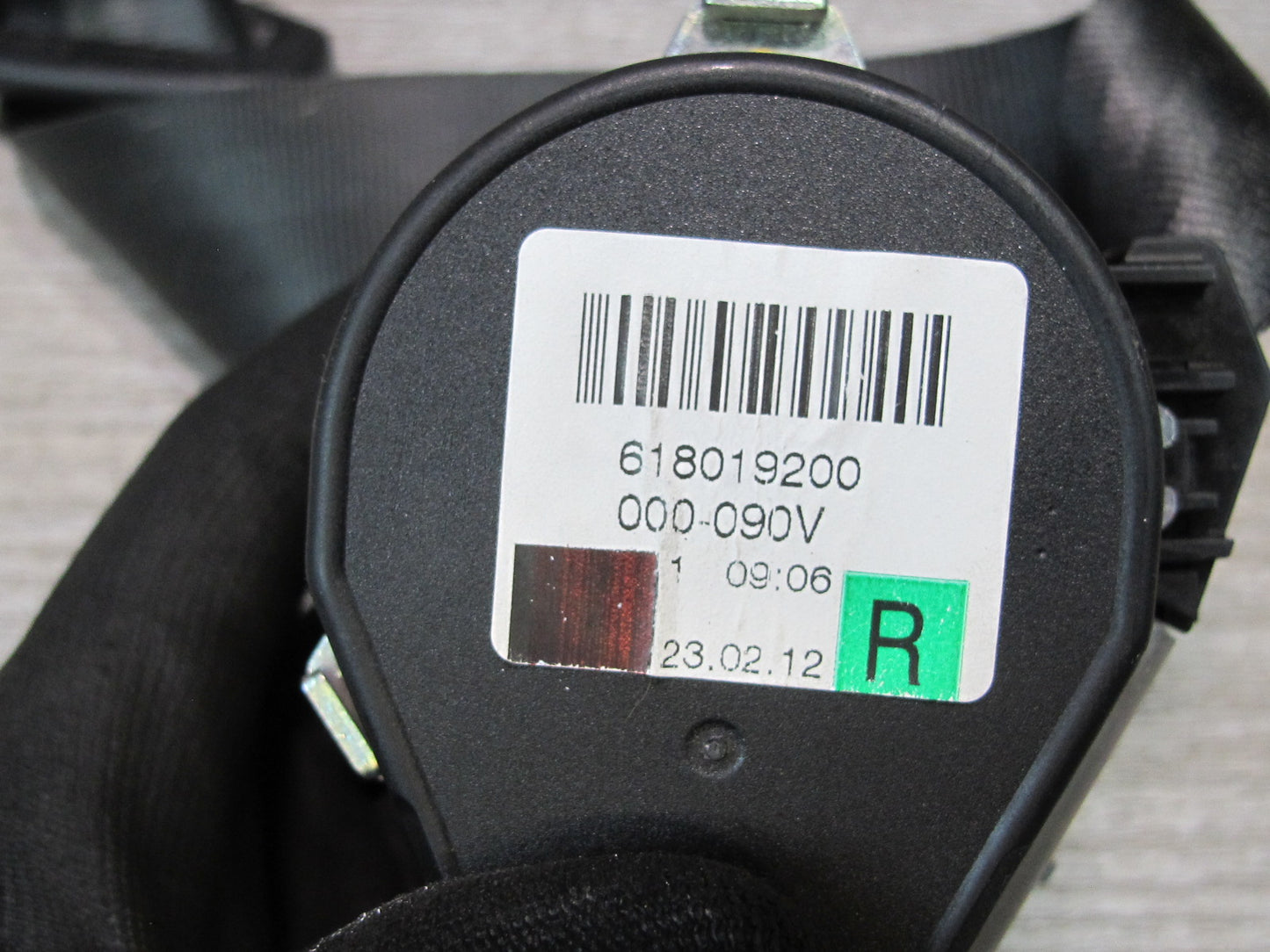 10-14 VOLKSWAGEN VW GOLF R MK6 REAR LEFT RIGHT SIDE SEATBELT RETRACTOR SET OEM