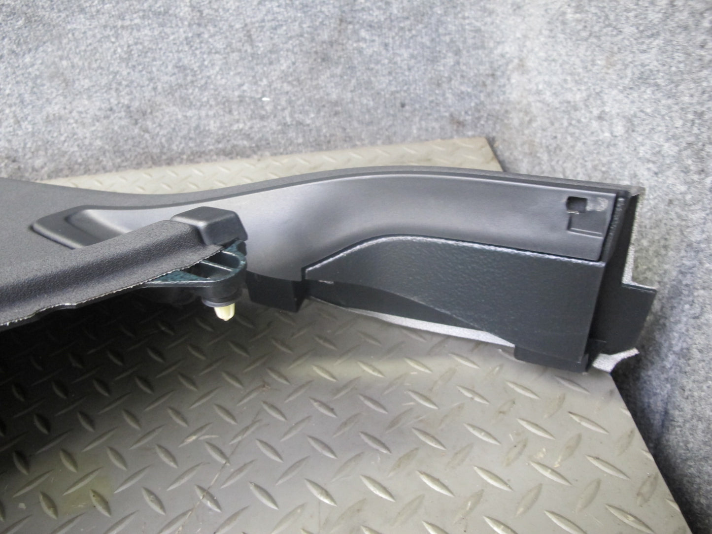 2012-2016 Range Rover Evoque L538 2DR Rear Quarter Interior Trim Panel Set of 2
