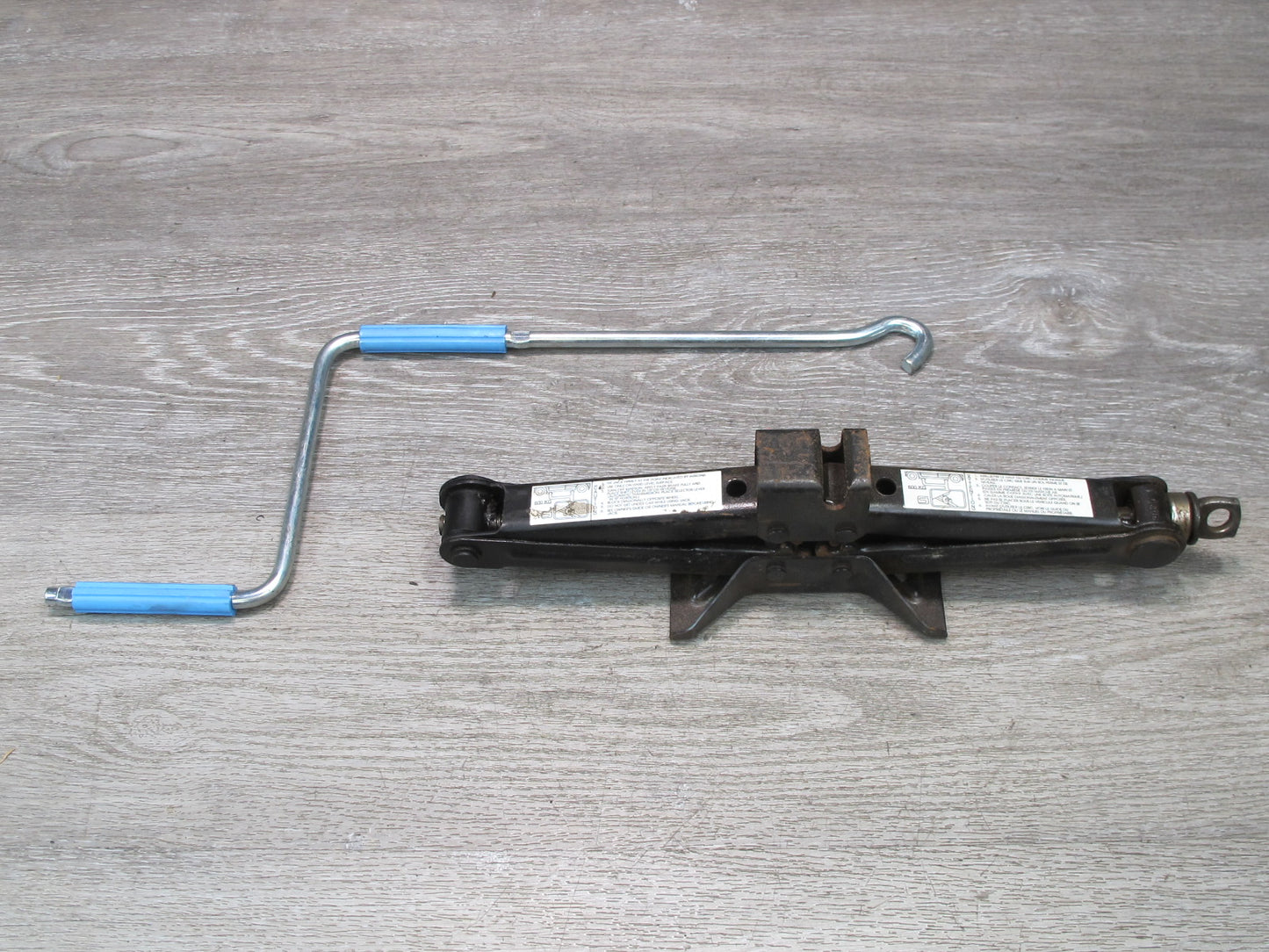 86-92 Toyota Supra MK3 Emergency Spare Tire Lift Jack w Handle OEM