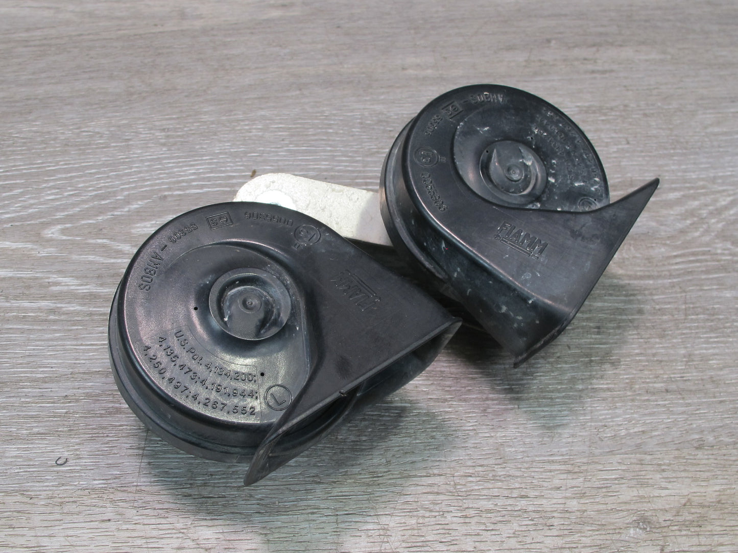 2004-2009 Cadillac XLR High & Low Note Tone Horn Alarm Siren