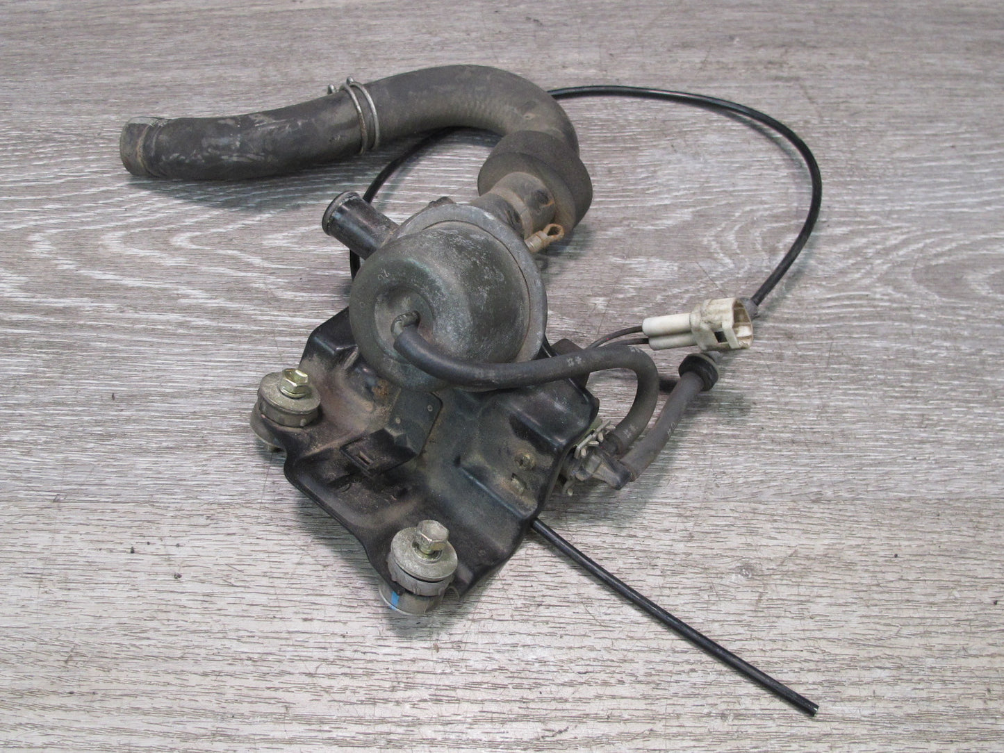 86-92 Toyota Supra MA70L Vacuum Purge Control Valve Switch Solenoid OEM