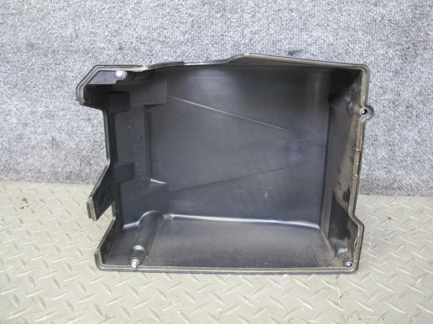 94-95 BMW E34 530i 540i M60 ECU ECM Control Unit Holder Bracket Assembly OEM