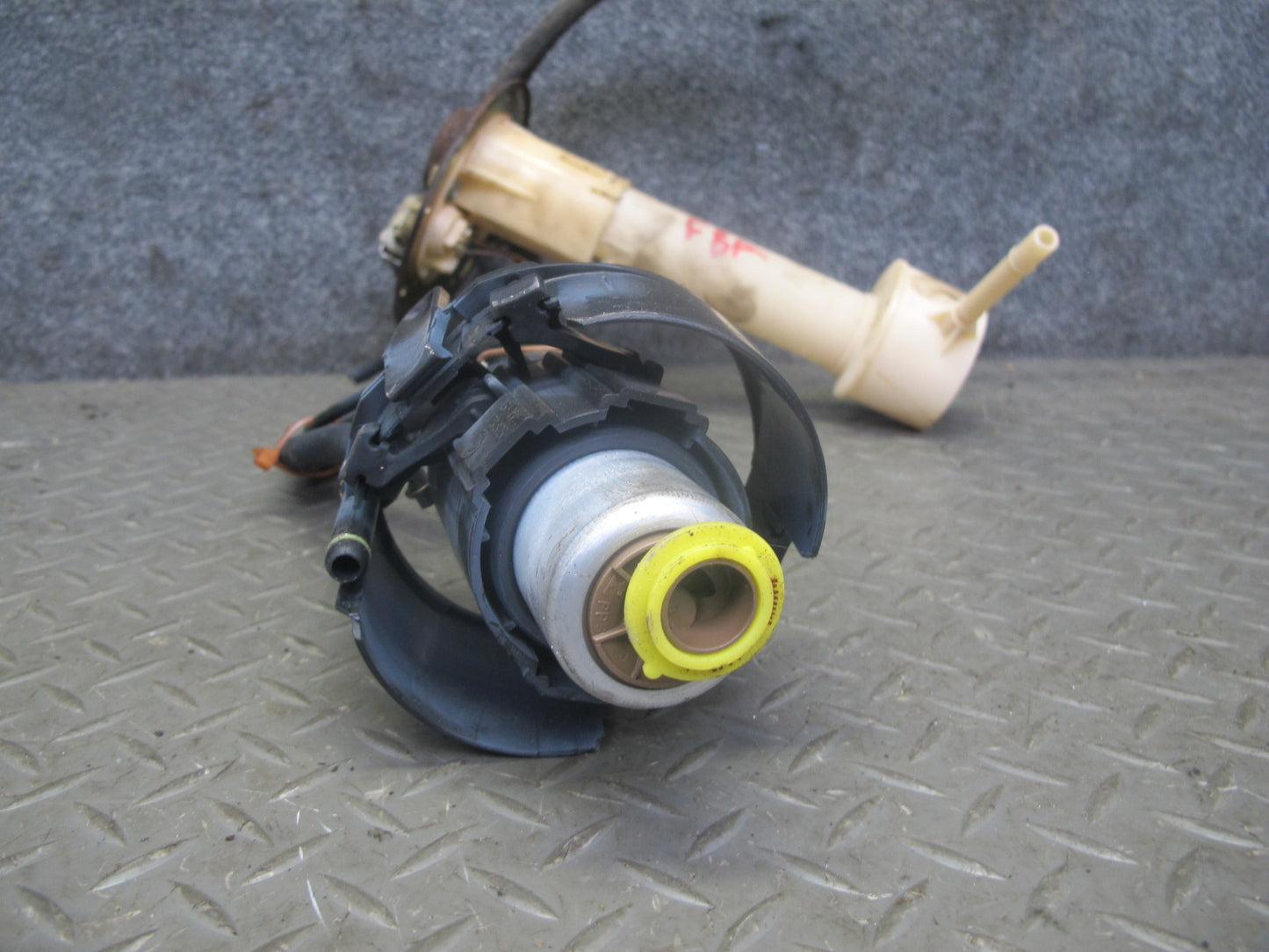 94-95 BMW E32 E34 740i 540i M60 Fuel Pump Sending Unit Assembly OEM