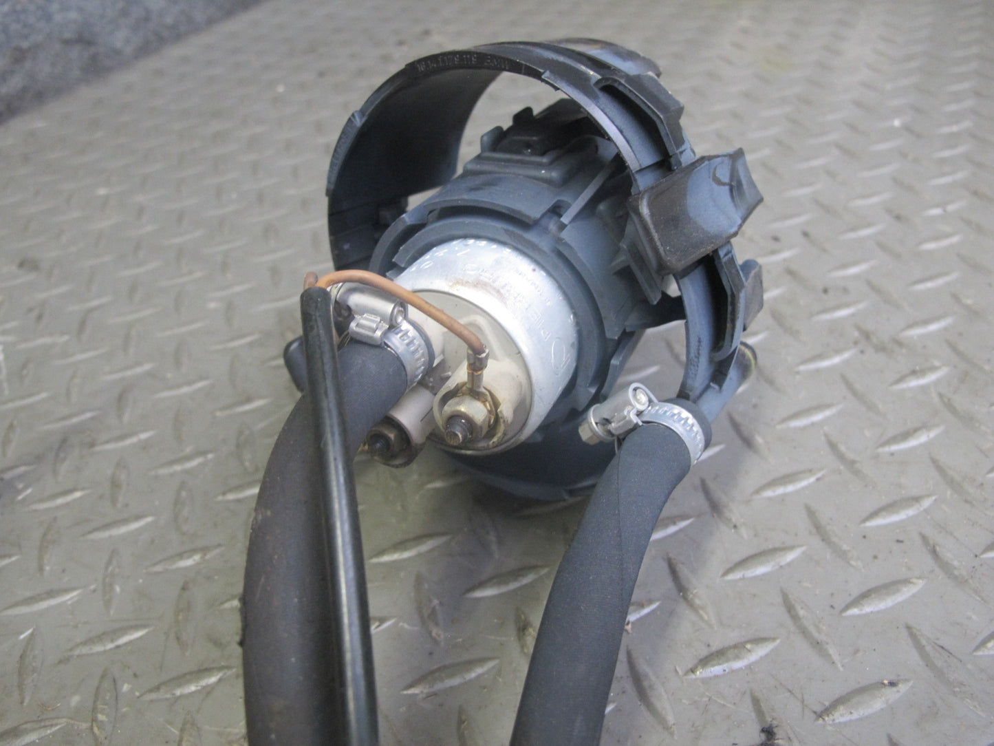 94-95 BMW E32 E34 740i 540i M60 Fuel Pump Sending Unit Assembly OEM