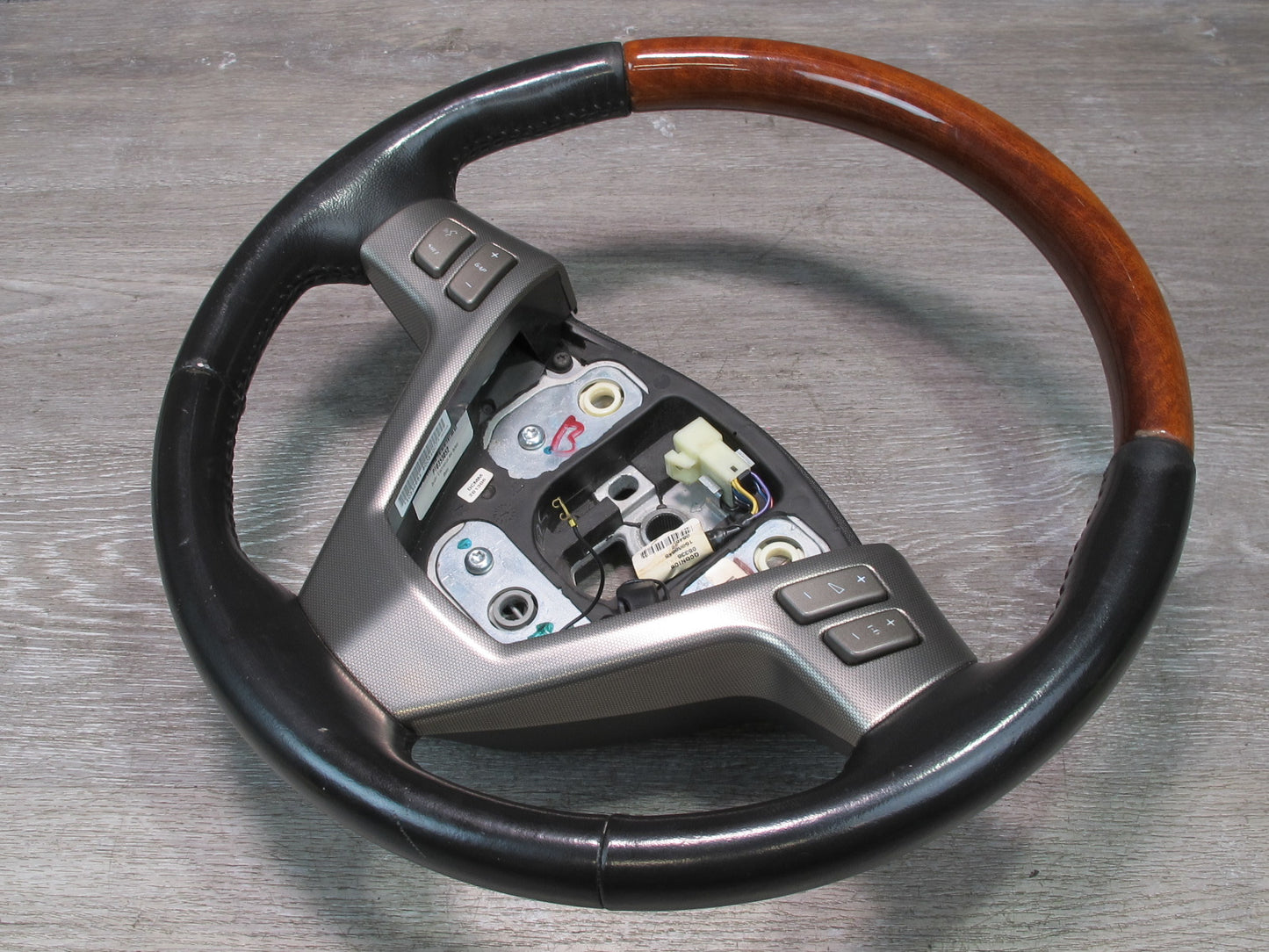 2004-2007 Cadillac XLR Leather Wood Steering w Controls