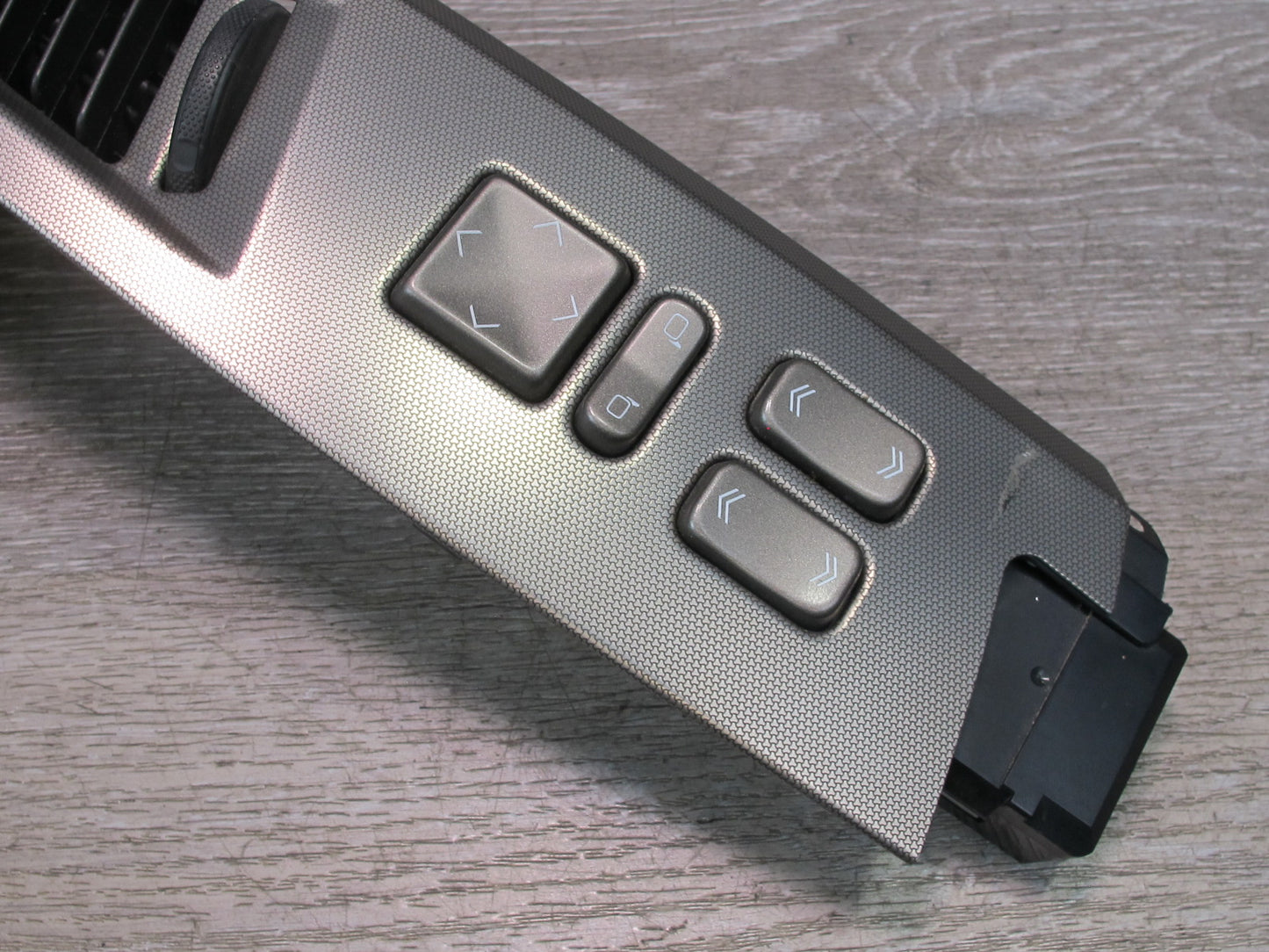 2004-2009 Cadillac XLR Left Door Air Vent Mirror Window Switch