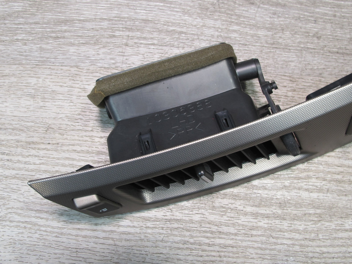 2004-2009 Cadillac XLR Left Door Air Vent Mirror Window Switch