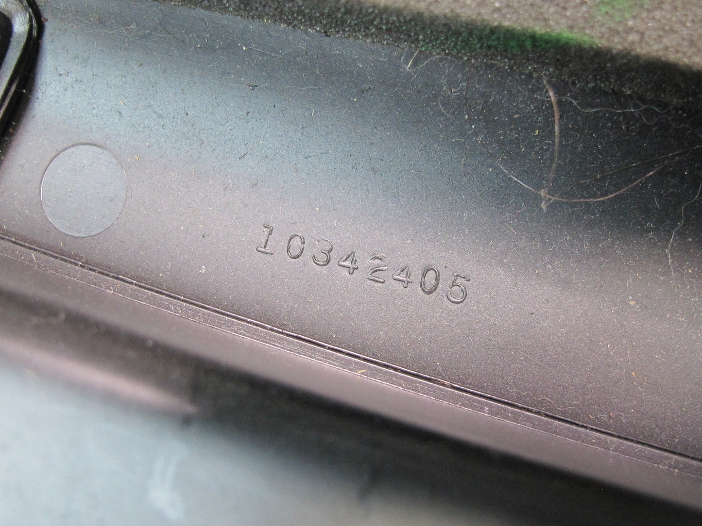 2004-2009 Cadillac XLR Under Dash Front Right Trim Panel 10342405