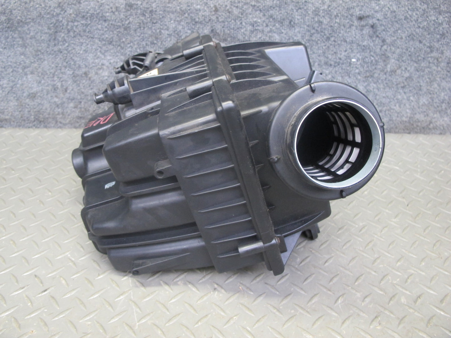 2012-2013 Range Rover Evoque L538 Air Intake Cleaner Filter Box w MAF Sensor