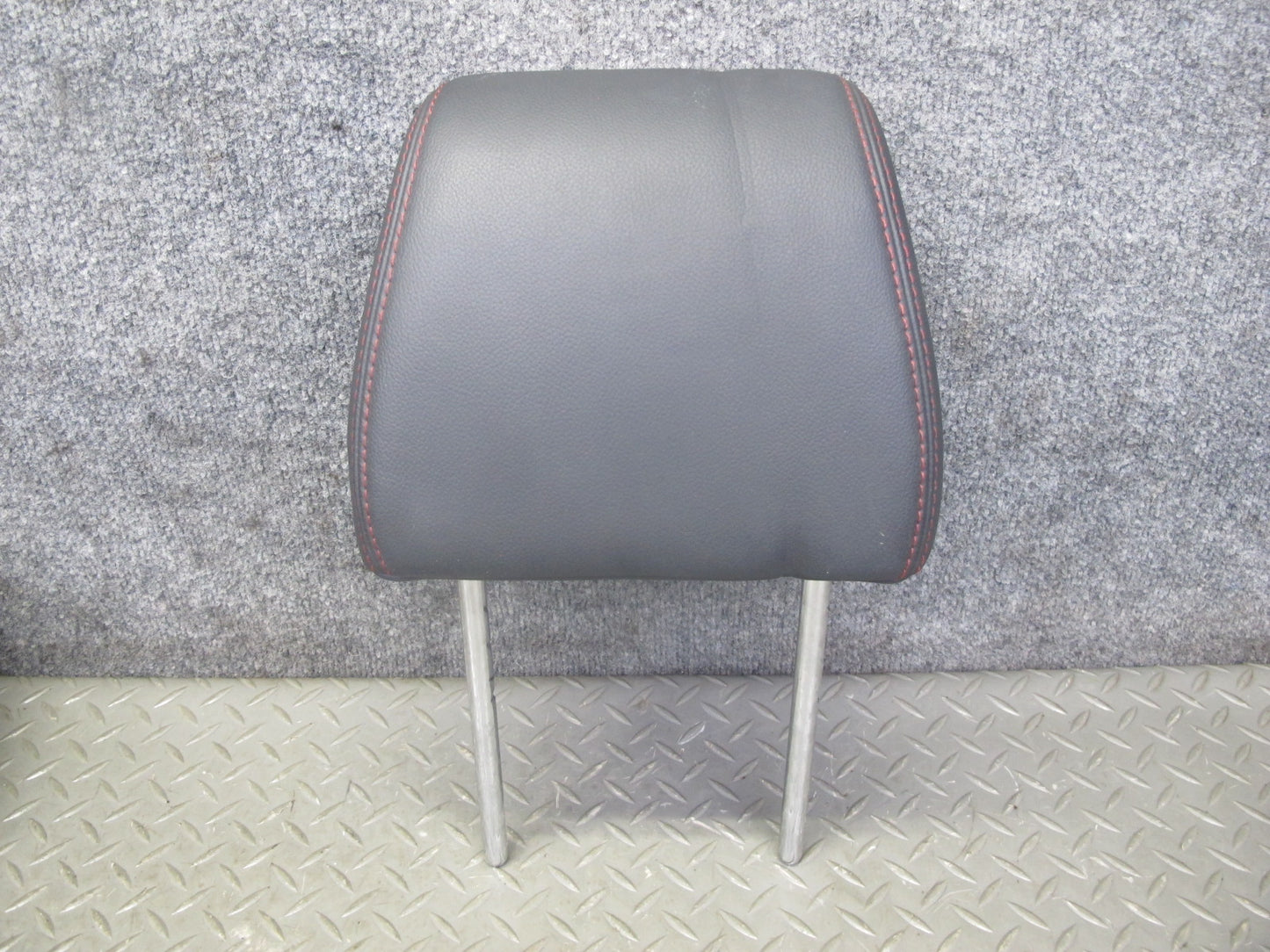 2012-2015 Range Rover Evoque L538 Front Left & Right Seat Headrest Set of 2