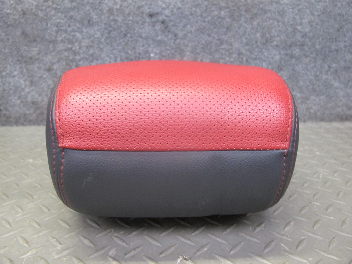 2012-2015 Range Rover Evoque L538 Front Left & Right Seat Headrest Set of 2