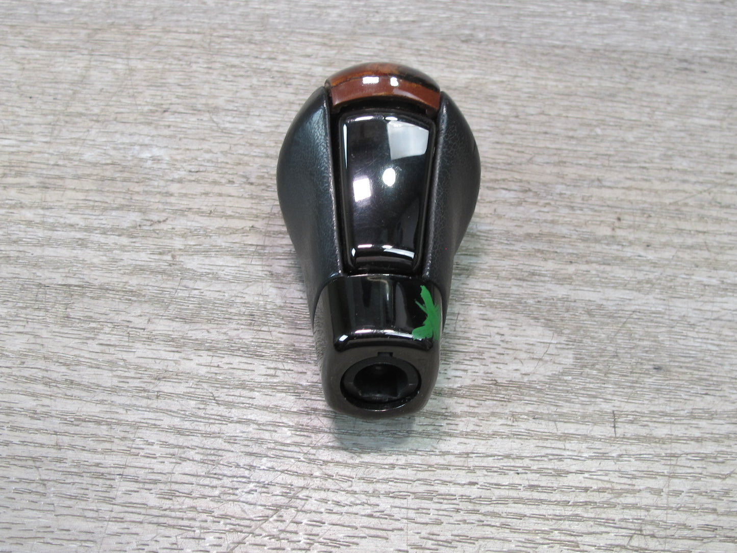 2004-2009 Cadillac XLR Automatic Transmission Gear Shifter Knob Wood