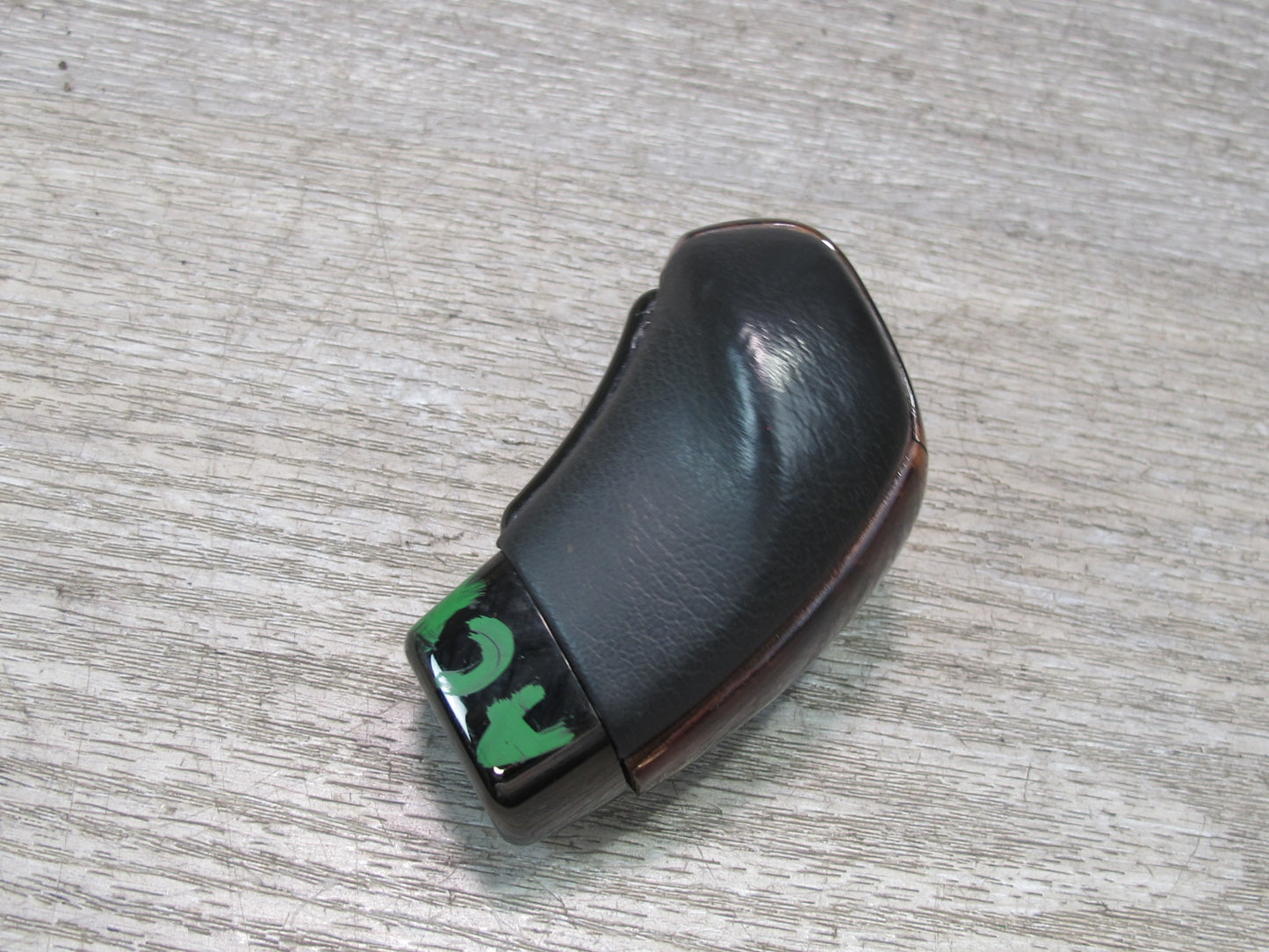 2004-2009 Cadillac XLR Automatic Transmission Gear Shifter Knob Wood