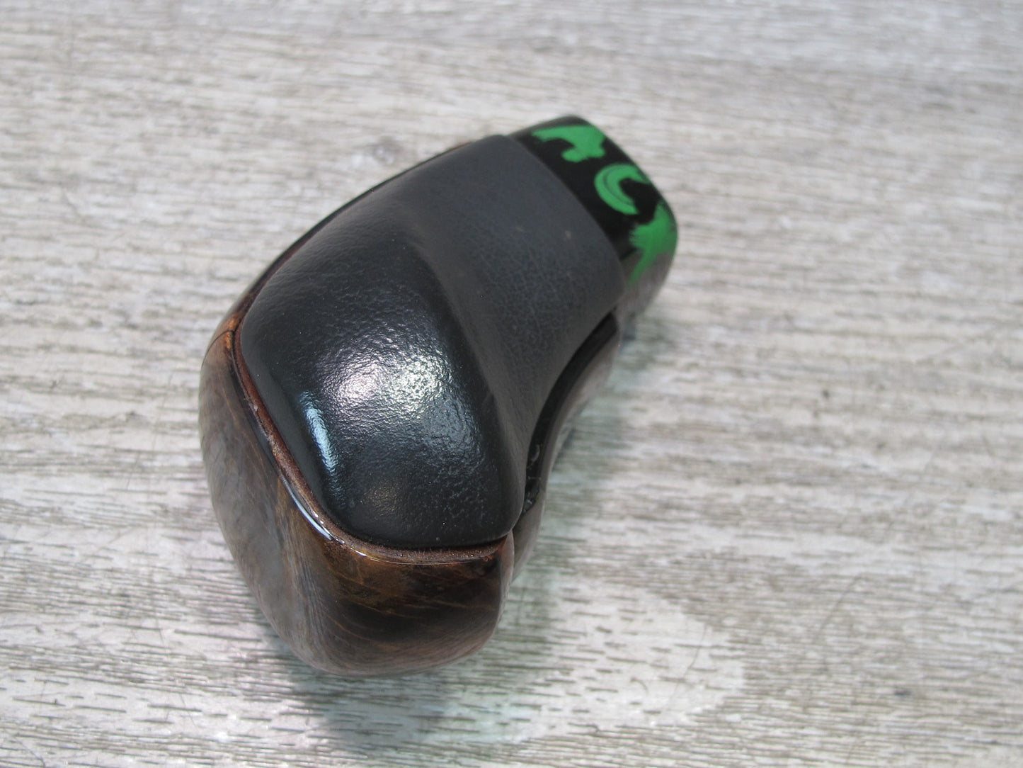 2004-2009 Cadillac XLR Automatic Transmission Gear Shifter Knob Wood