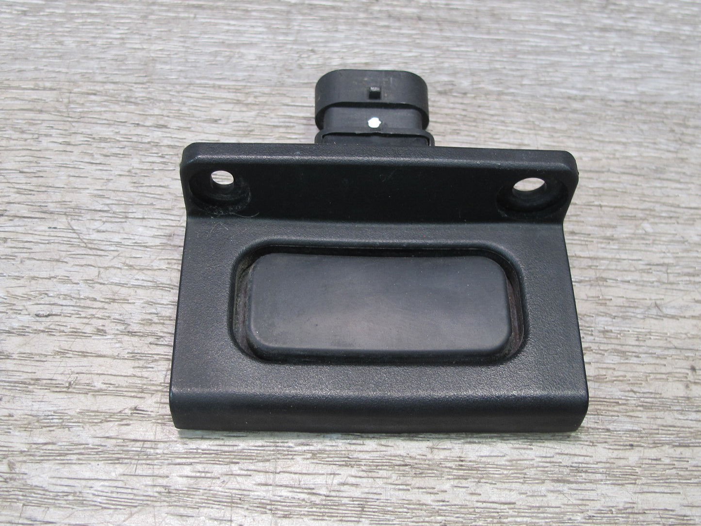2004-2009 Cadillac XLR Front Right Pass Side Release Switch Button