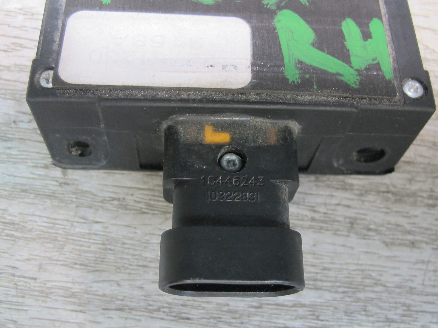 2004-2009 Cadillac XLR Front Right Pass Side Release Switch Button