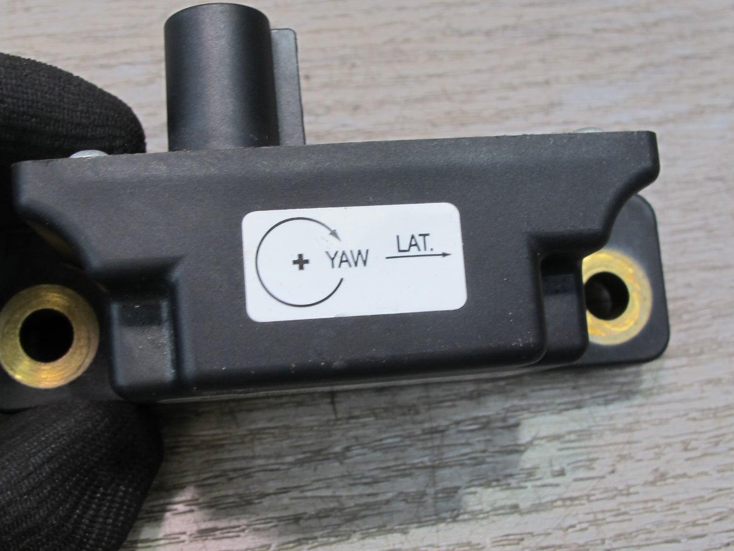 2004-2009 Cadillac XLR YAW Suspension Stability Sensor 10307709