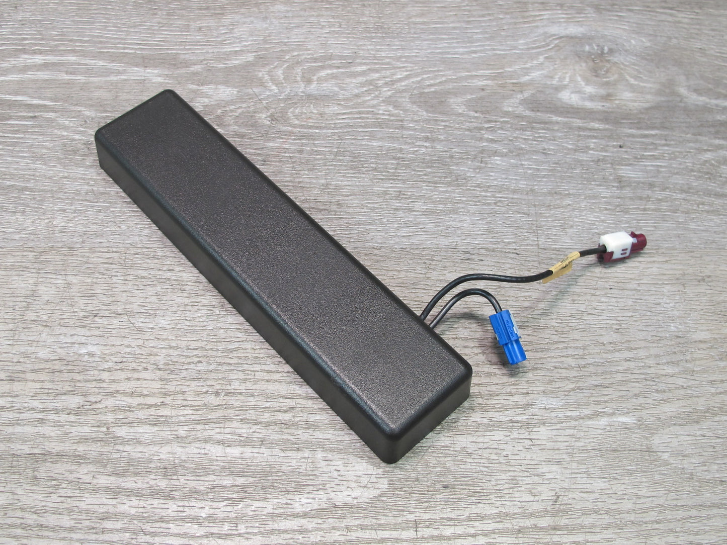 2004-2009 Cadillac XLR Windshield GPS Navigation Antenna Module
