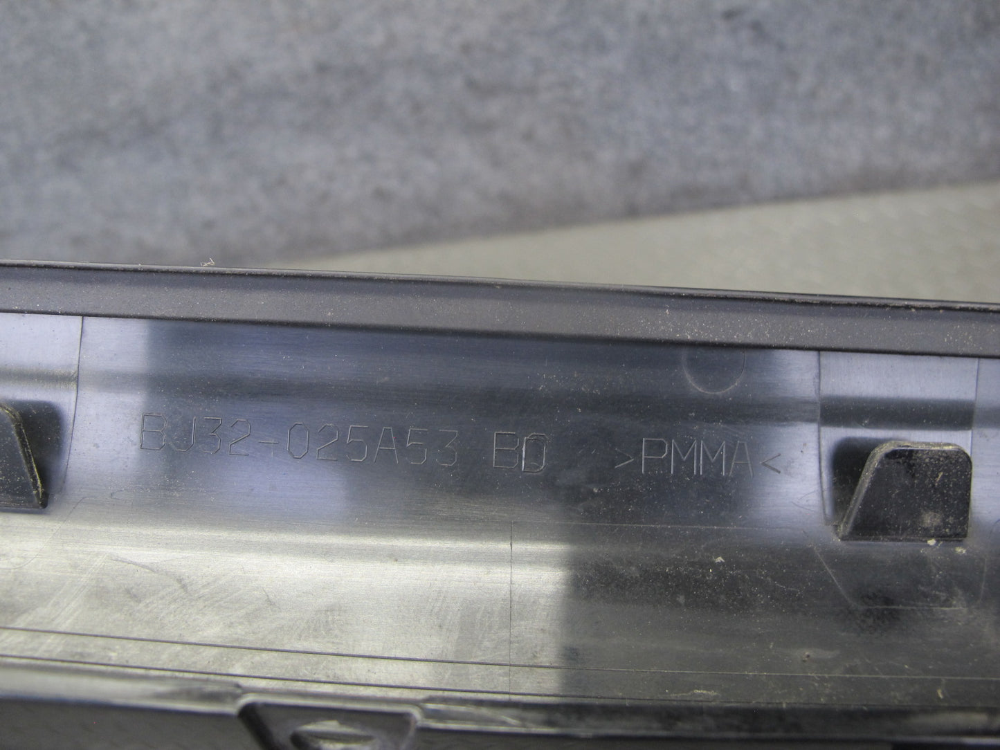 2012-2015 Range Rover Evoque L538 Front Left Exterior A Pillar Trim Molding