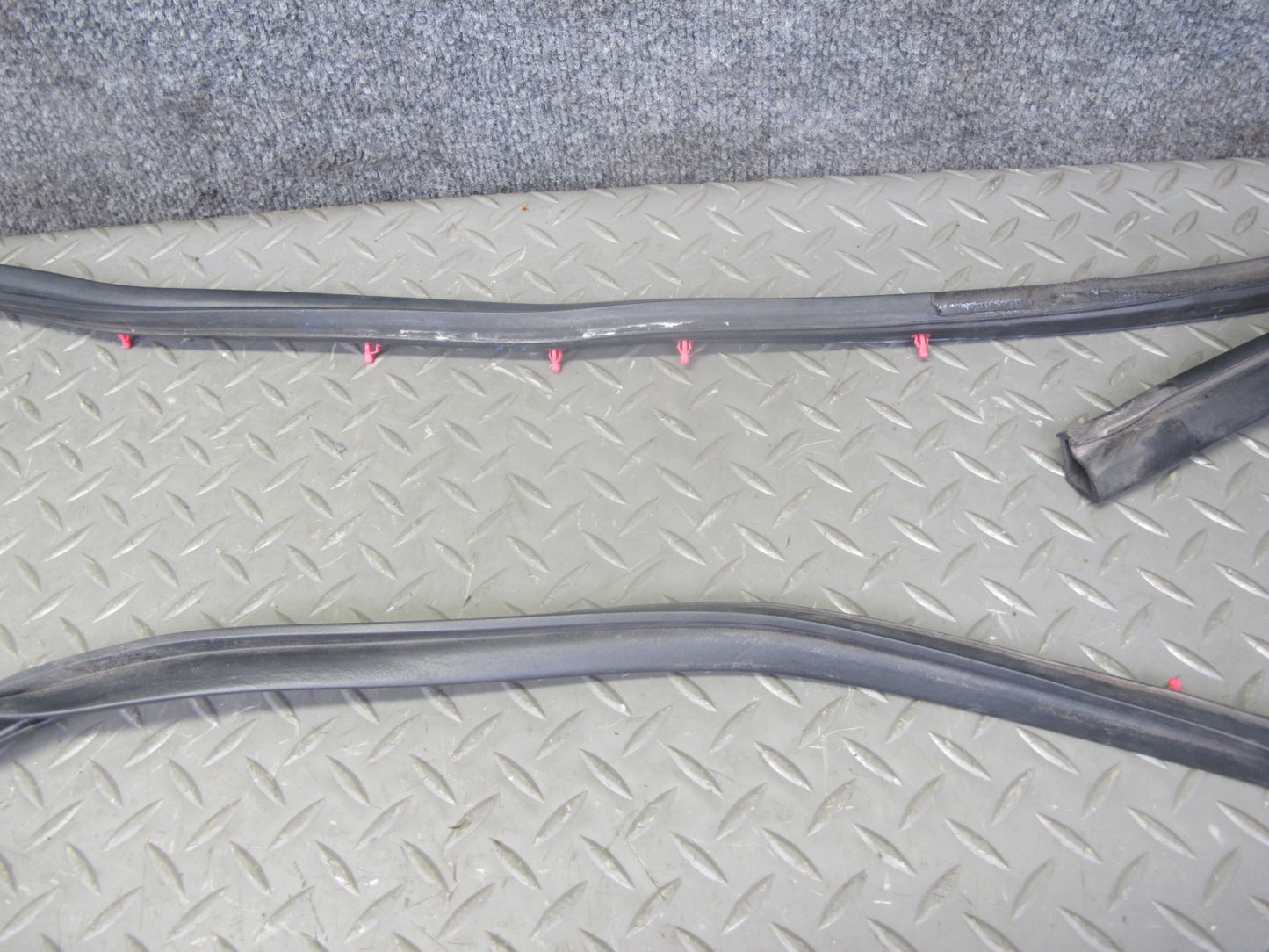 93-96 Nissan Z32 300ZX Convert Rear Door Weatherstrip Rubber Seal Gasket Set