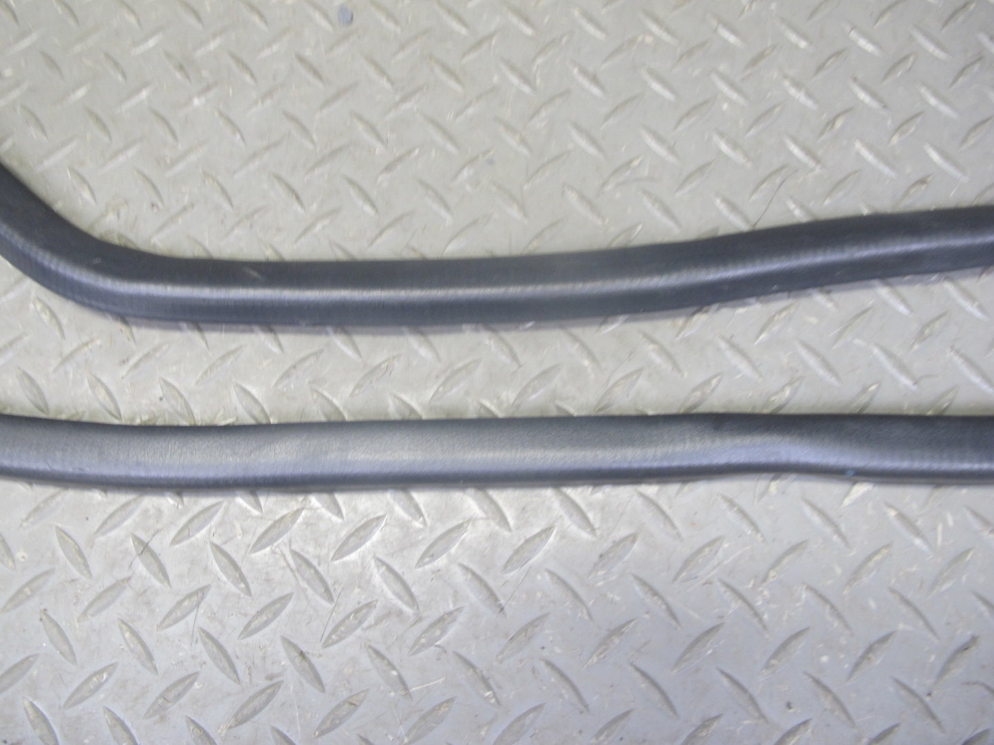 93-96 Nissan Z32 300ZX Convert Rear Door Weatherstrip Rubber Seal Gasket Set