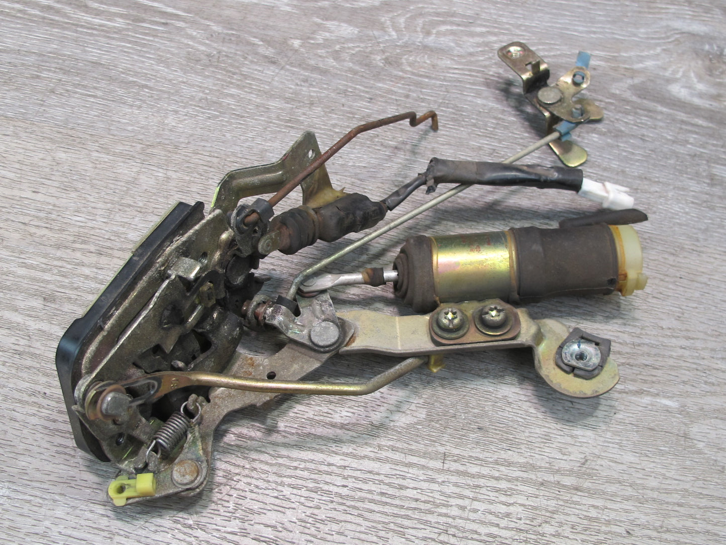 85-89 Toyota MR2 AW15 Left Driver Door Lock Latch Actuator w Motor Assembly OEM