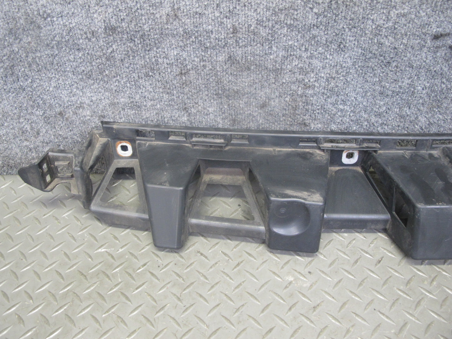 12-15 Mercedes W166 Ml-class Set of 5 Rear Bumper Mount Support Bracket OEM