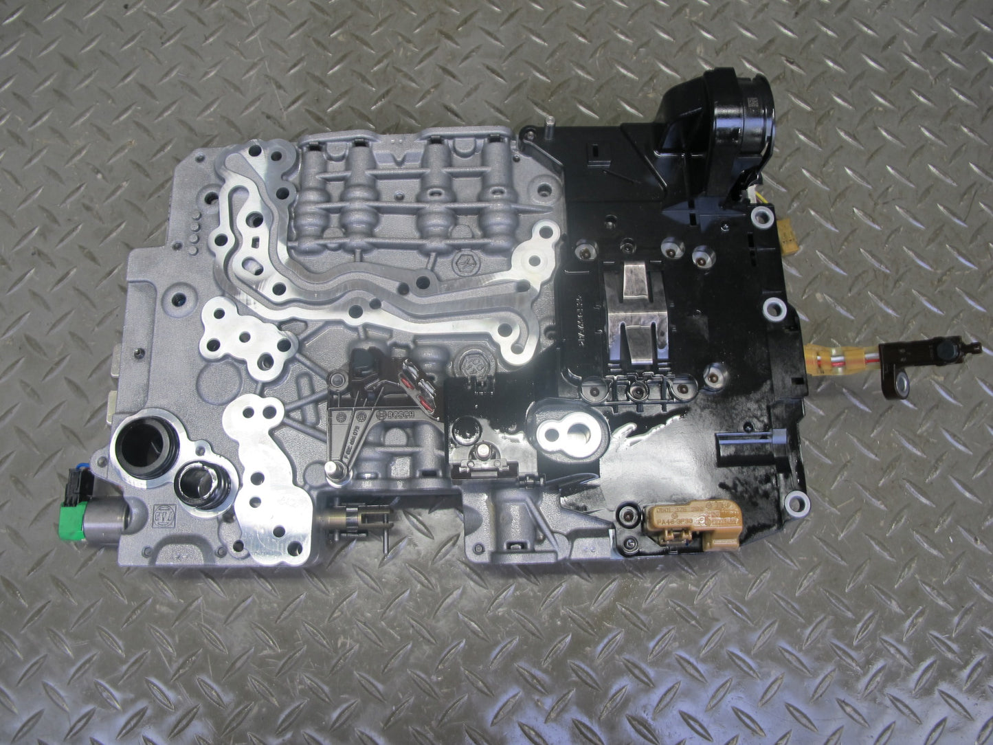 2017-2020 Maserati Levante M161 3.0L 8HP70 Transmission Valve Body Mechatronic