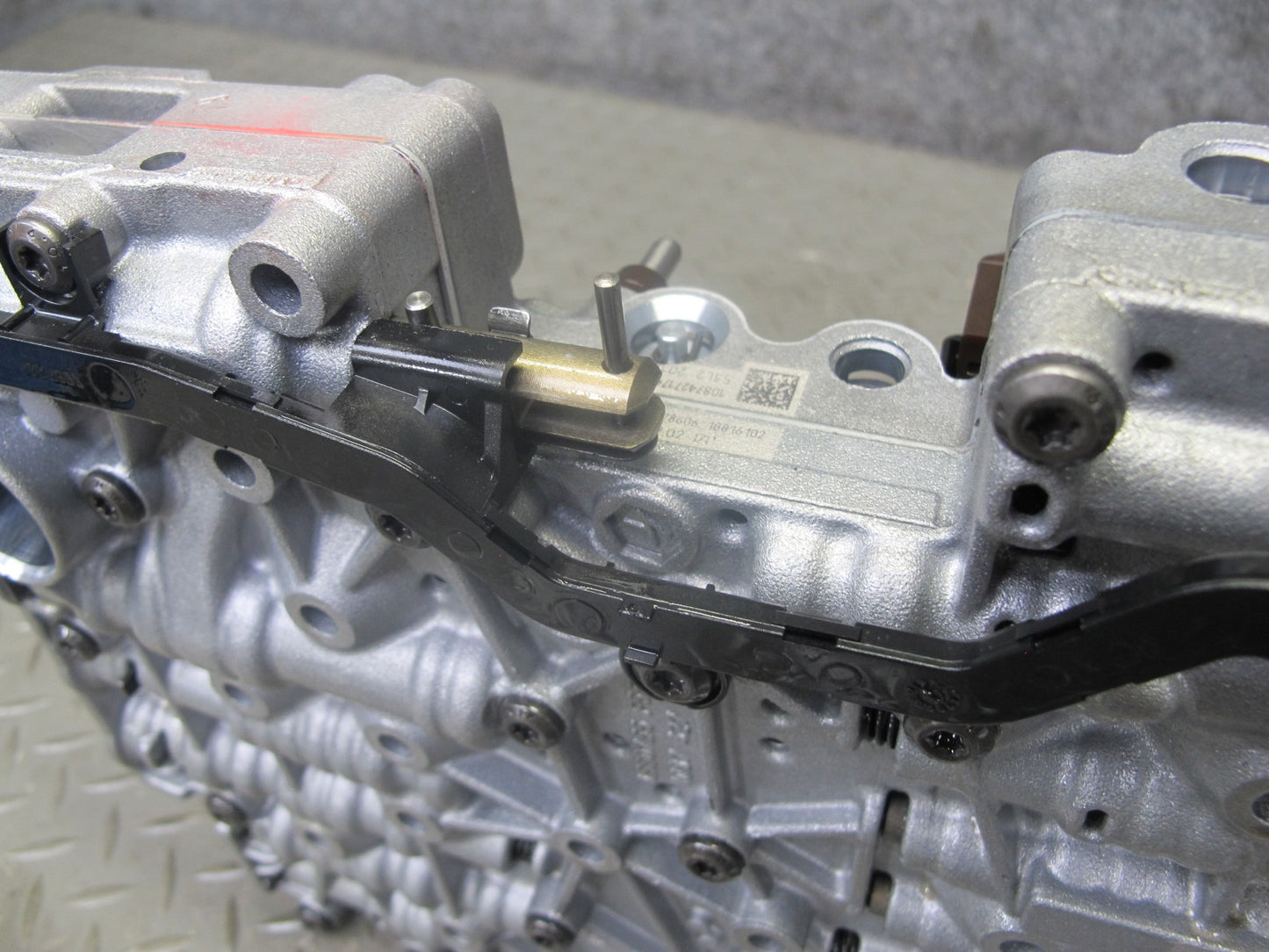 2017-2020 Maserati Levante M161 3.0L 8HP70 Transmission Valve Body Mechatronic
