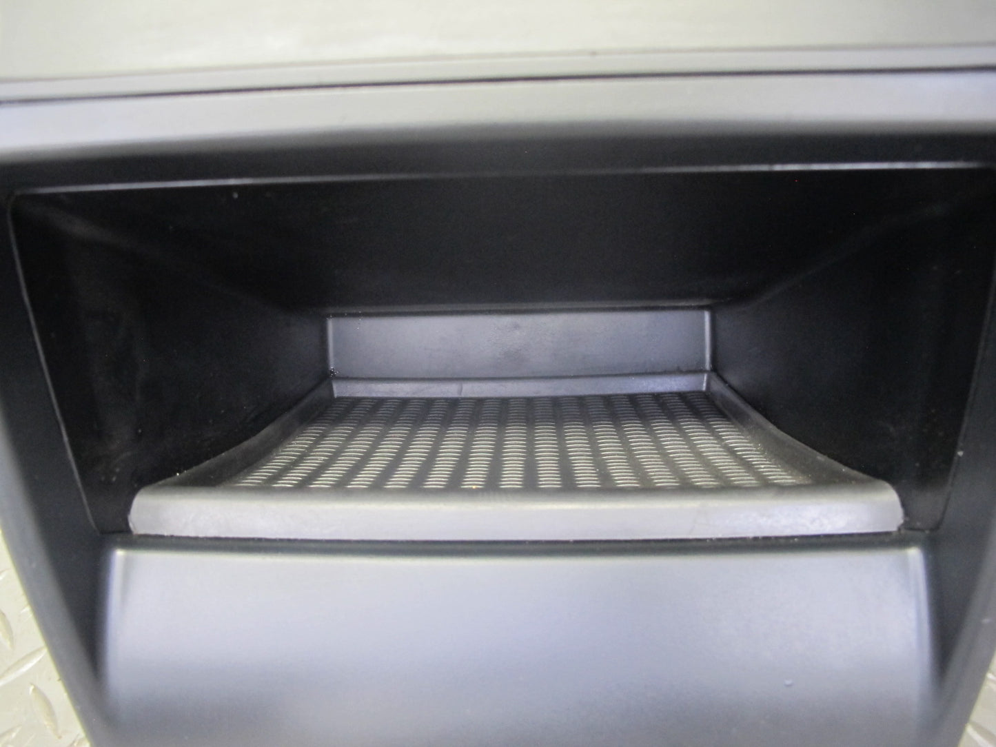 2008-2014 BMW X6 E71 E72 Rear Center Console A/C Climate Trim Storage Tray