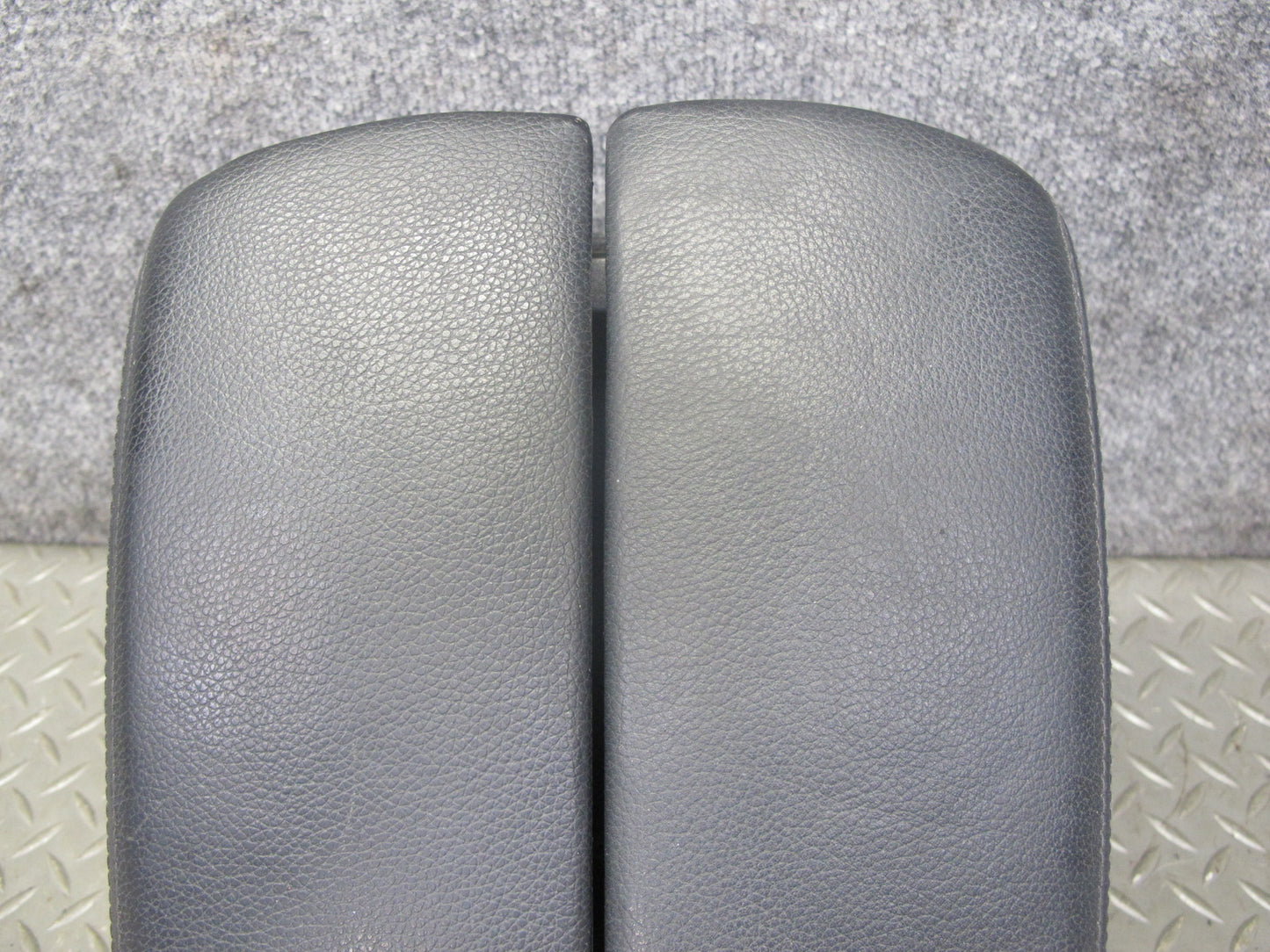 2008-2014 BMW E71 E72 X6 Center Console Leather Armrest Compartment Storage