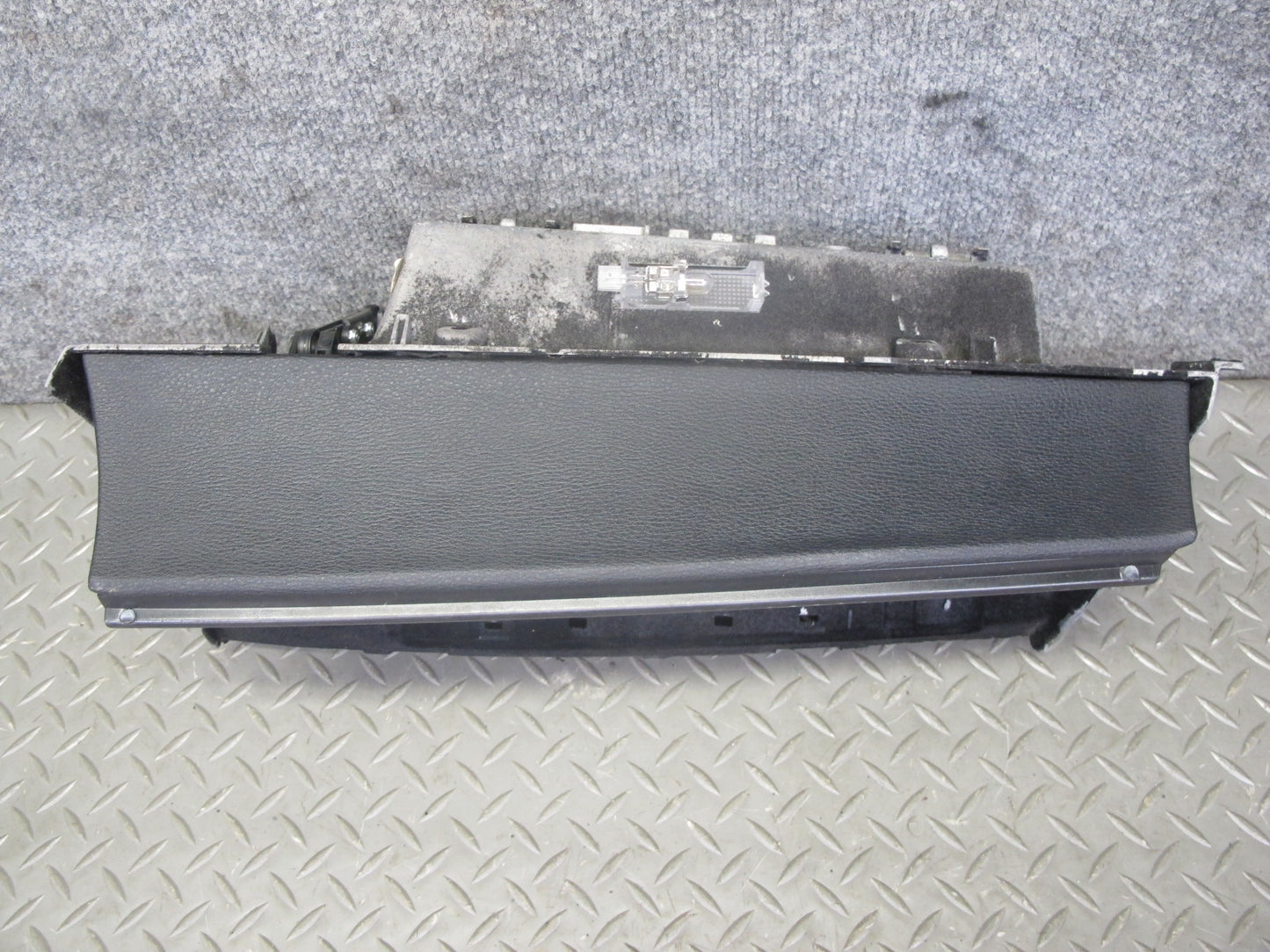 2008-2014 BMW E71 E72 X6 Dash Glove Box Storage Door Lid Cover