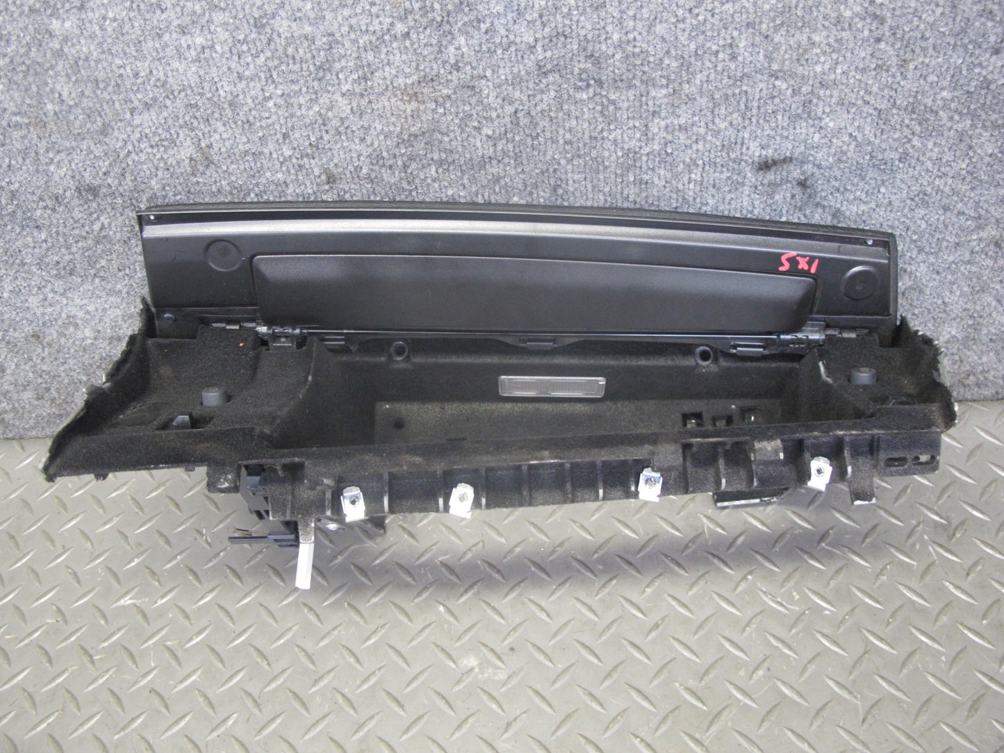 2008-2014 BMW E71 E72 X6 Dash Glove Box Storage Door Lid Cover