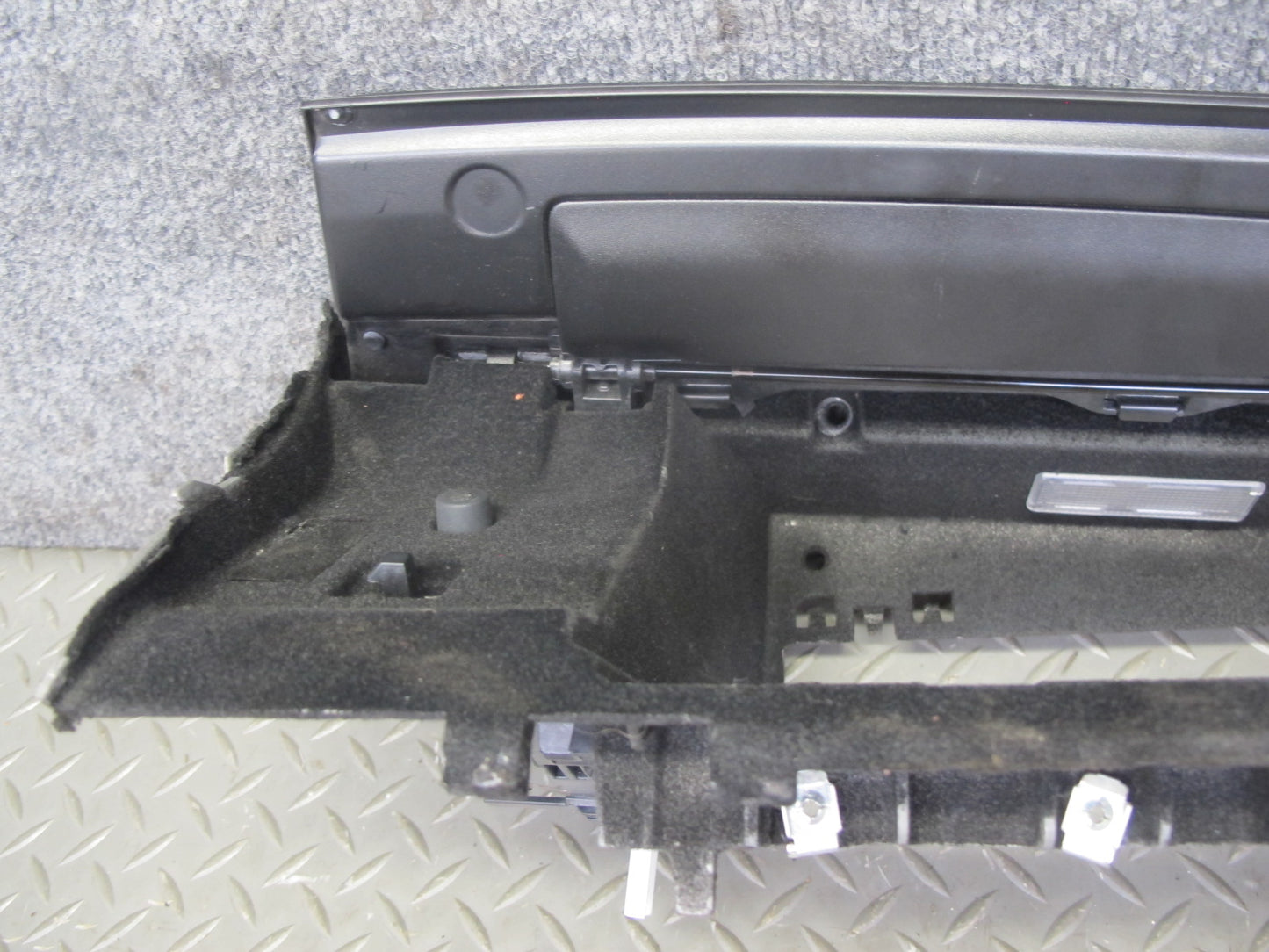 2008-2014 BMW E71 E72 X6 Dash Glove Box Storage Door Lid Cover
