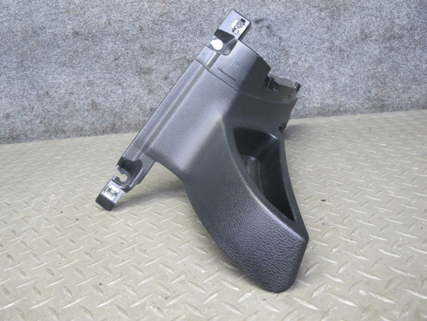2008-2014 BMW E71 E72 X6 Rear Left & Right Lower C Pillar Storage Trim Panel Set
