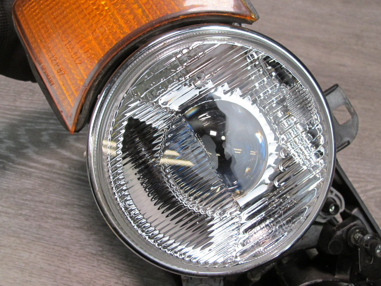 94-95 BMW E34 5-SERIES Front Right Depo Headlight Lamp w Turn Signal Assembly