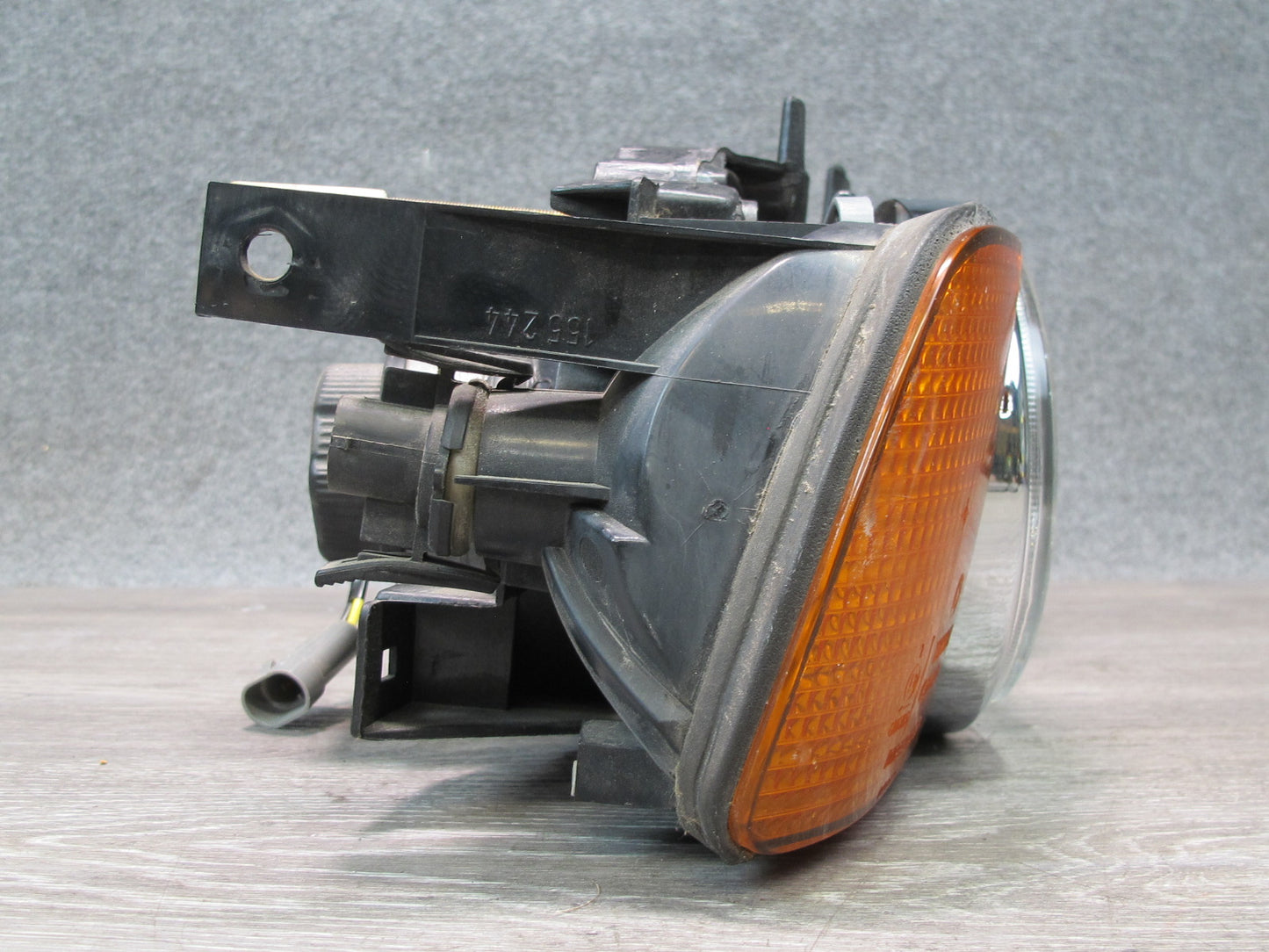 94-95 BMW E34 5-SERIES Front Right Depo Headlight Lamp w Turn Signal Assembly