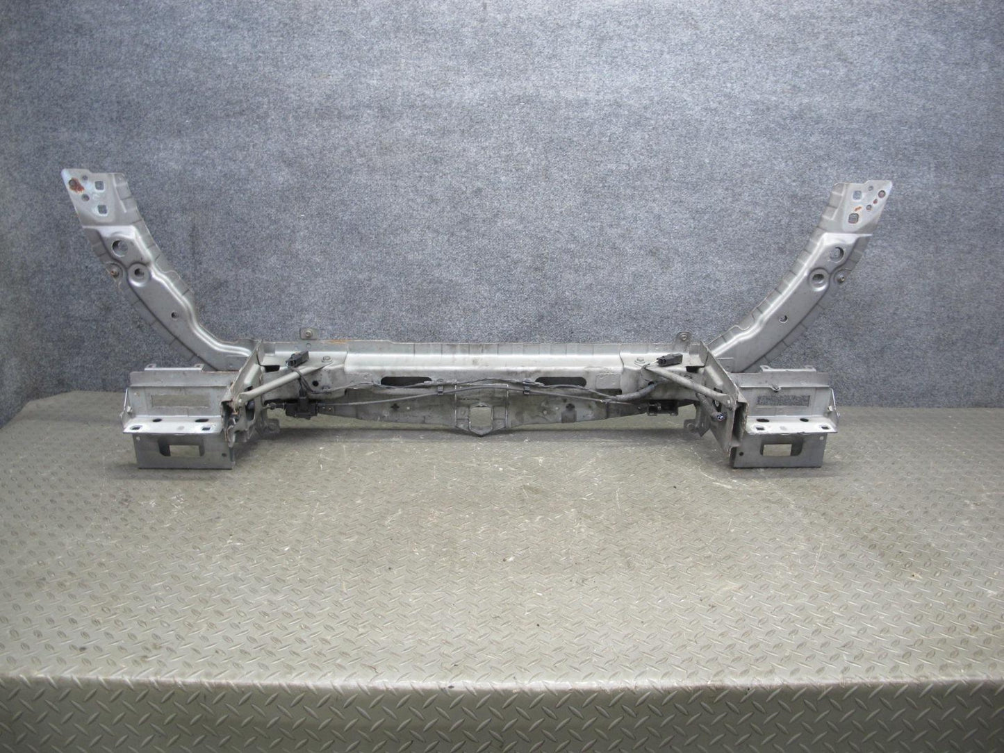 2012-2019 Range Rover Evoque L538 Radiator Upper Core Support Tie Bar
