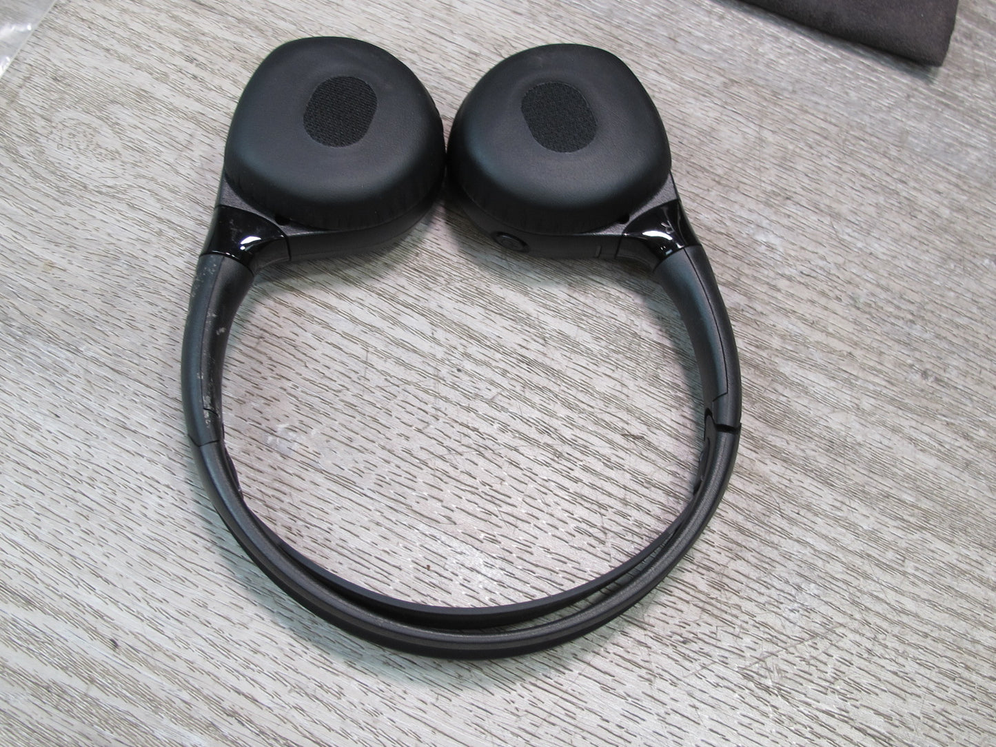 2014-2020 Land Range Rover L405 Rear Entertainment System Headphones Set of 2