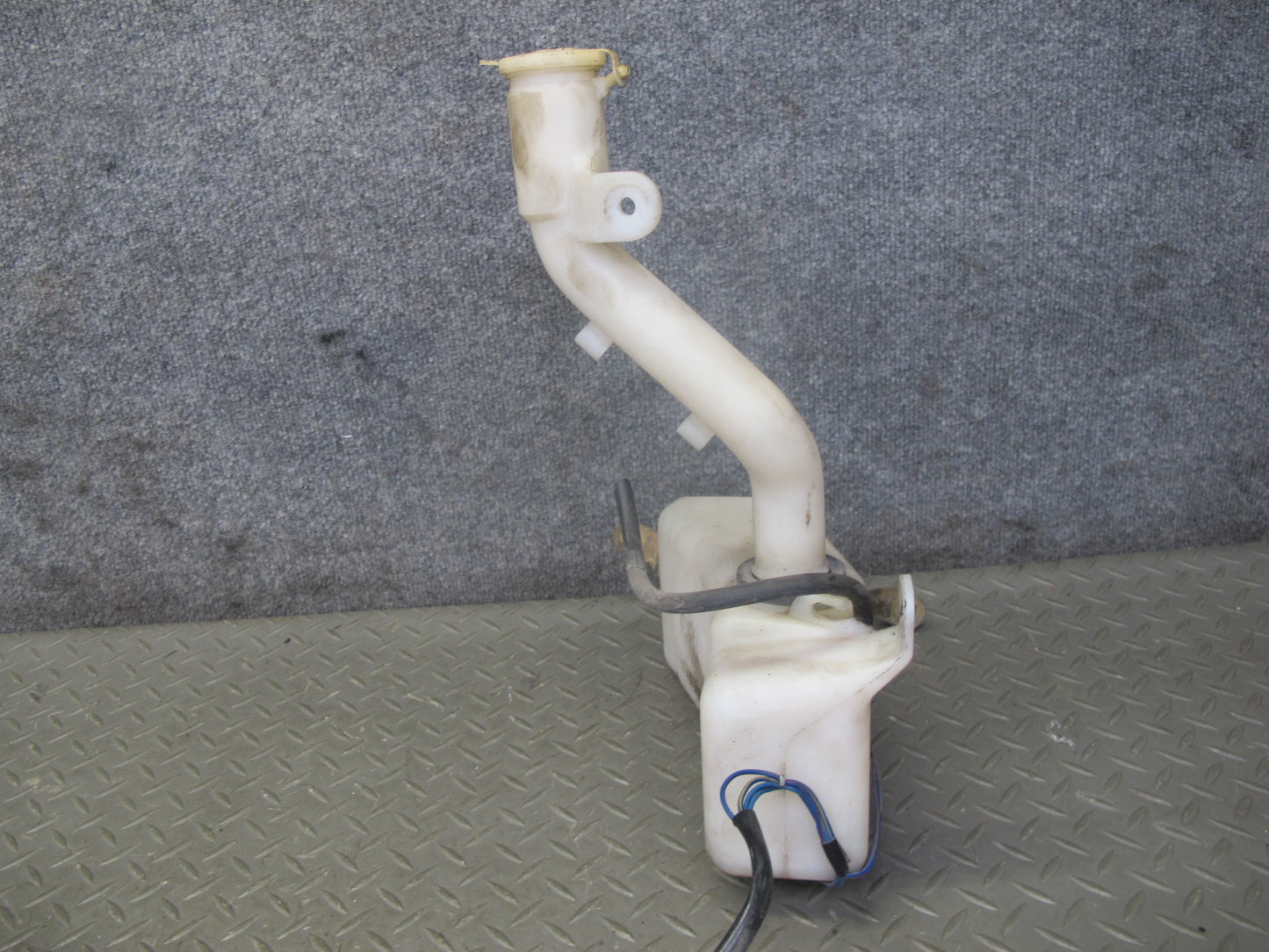 86-88 Mazda RX7 FC3S Front Windshield Washer Reservoir w Filler Neck & Pump OEM