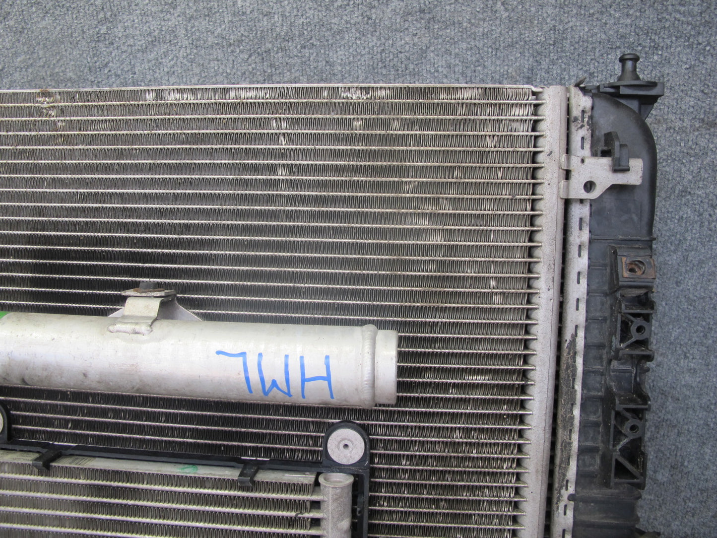 07-11 Mercedes W164 ML63 AMG Engine Cooling Radiator Condenser w Fan Shroud OEM