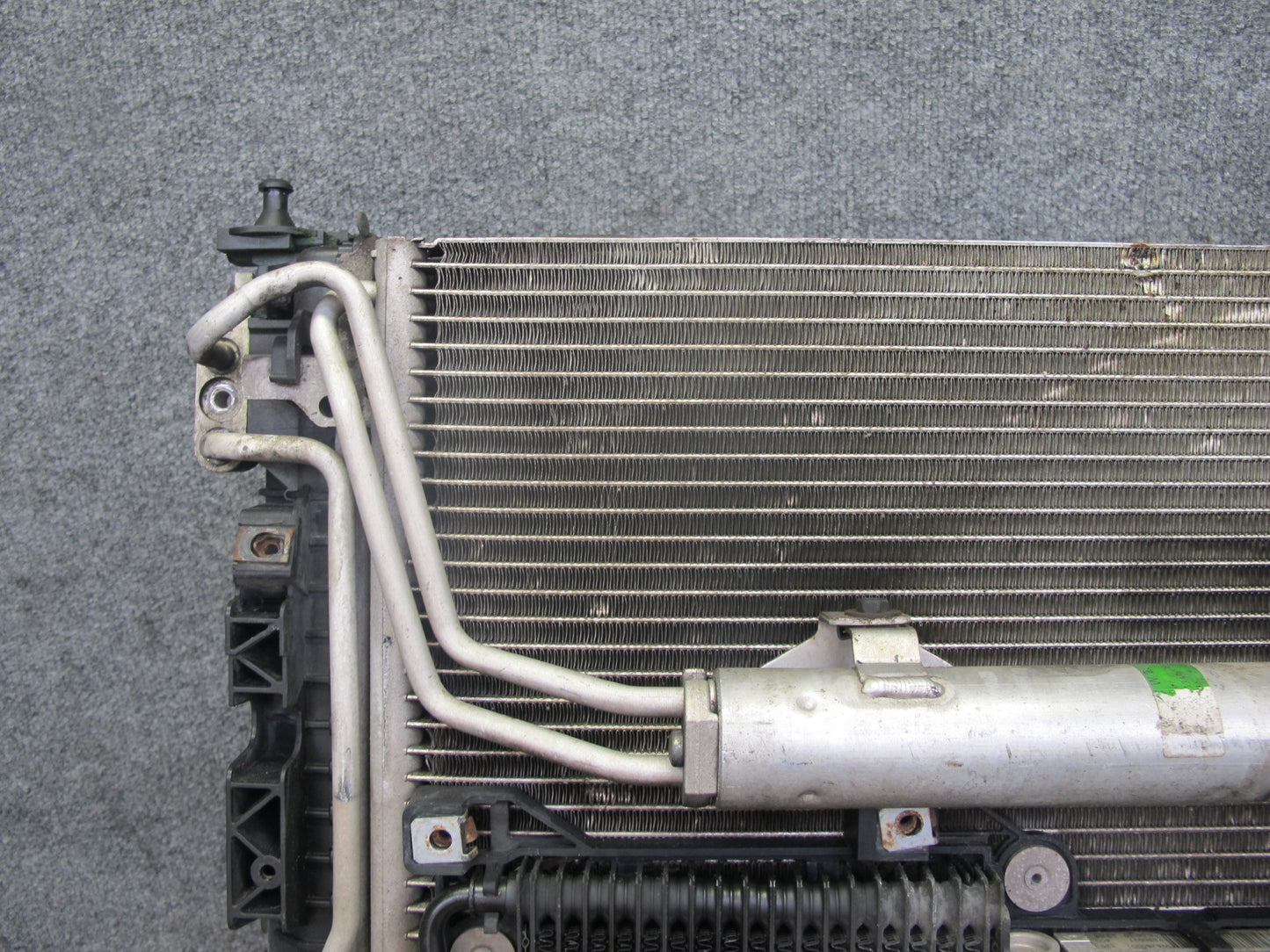 07-11 Mercedes W164 ML63 AMG Engine Cooling Radiator Condenser w Fan Shroud OEM